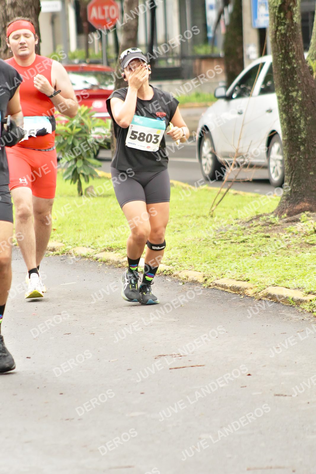 Foto del MEDIO MARATÓN ATLAS en Av. Patria, frente al Parque El Polvorín, Zapopan a las 09:03 · dorsal 5803