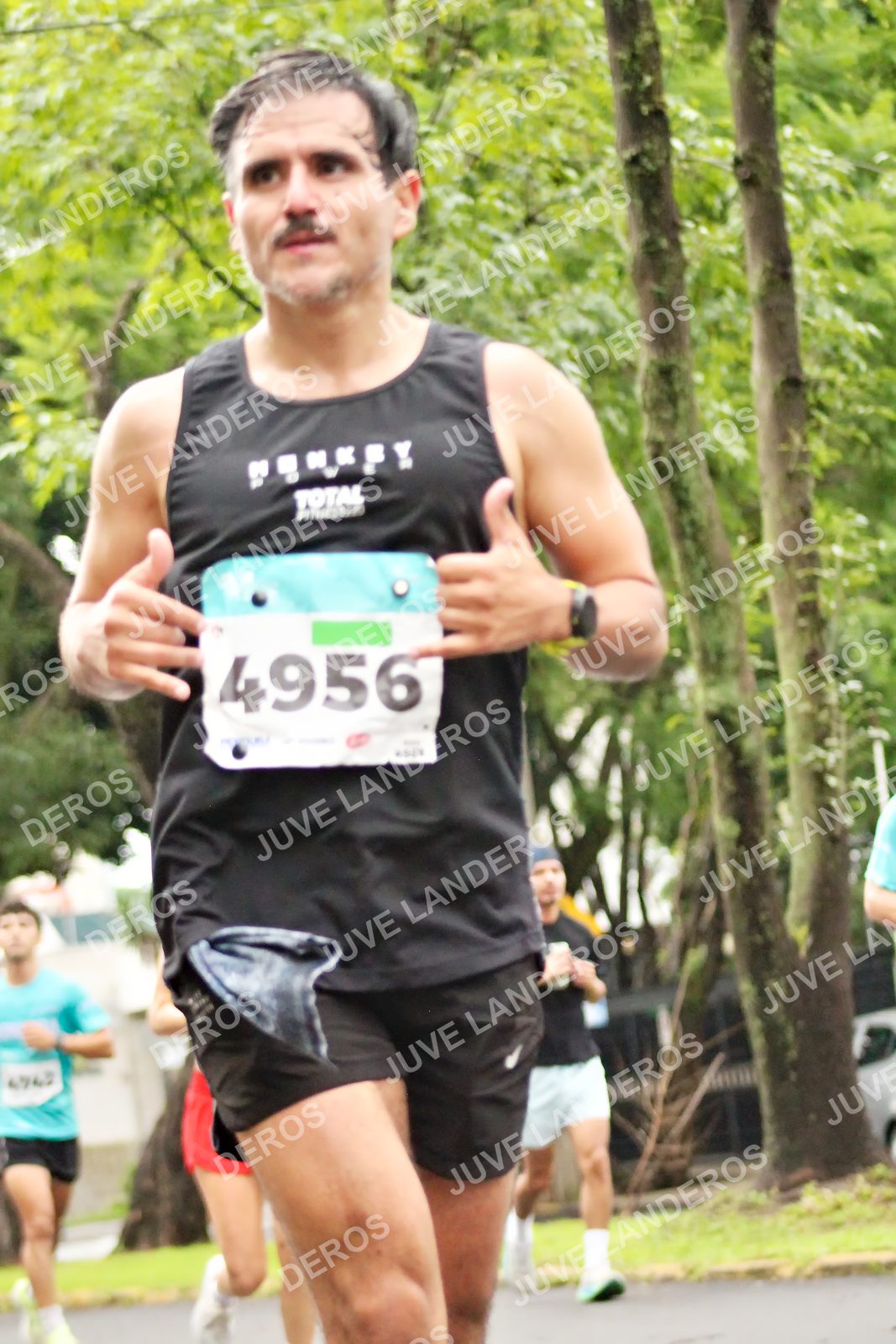 Foto del MEDIO MARATÓN ATLAS en Av. Patria, frente al Parque El Polvorín, Zapopan a las 08:26