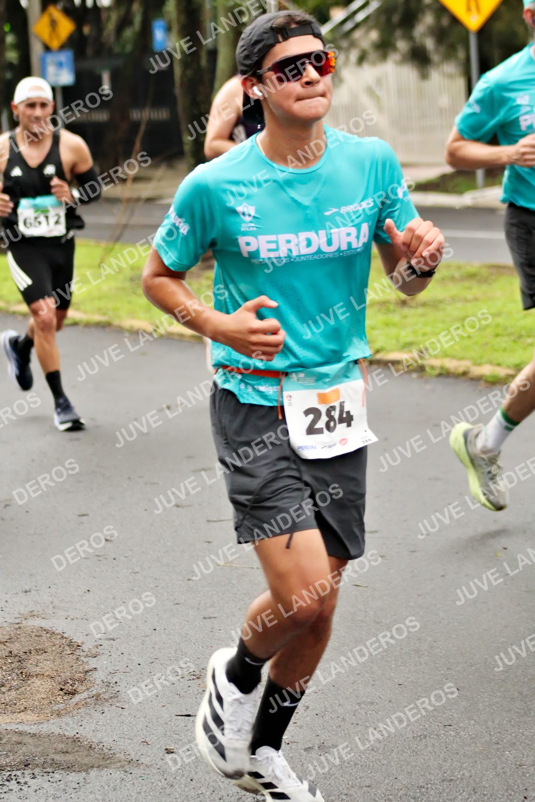 Foto del MEDIO MARATÓN ATLAS en Av. Patria, frente al Parque El Polvorín, Zapopan a las 08:20 · dorsal 284, 6512