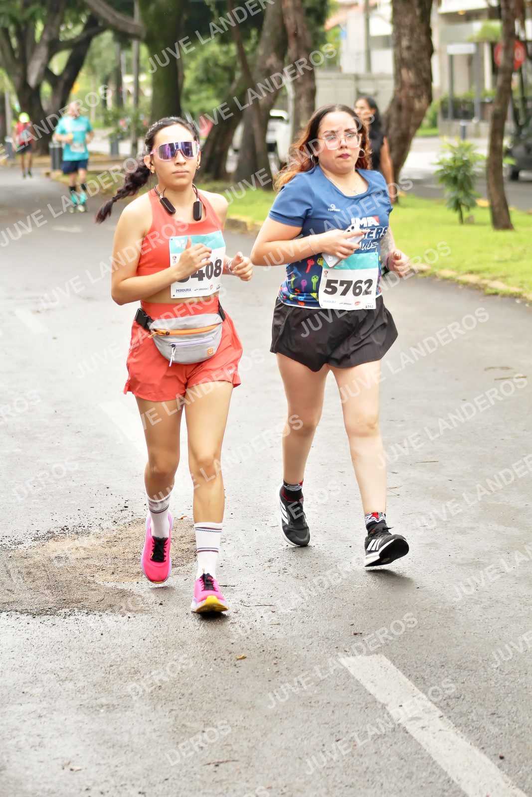 Foto del MEDIO MARATÓN ATLAS en Av. Patria, frente al Parque El Polvorín, Zapopan a las 09:01 · dorsal 5762, 408