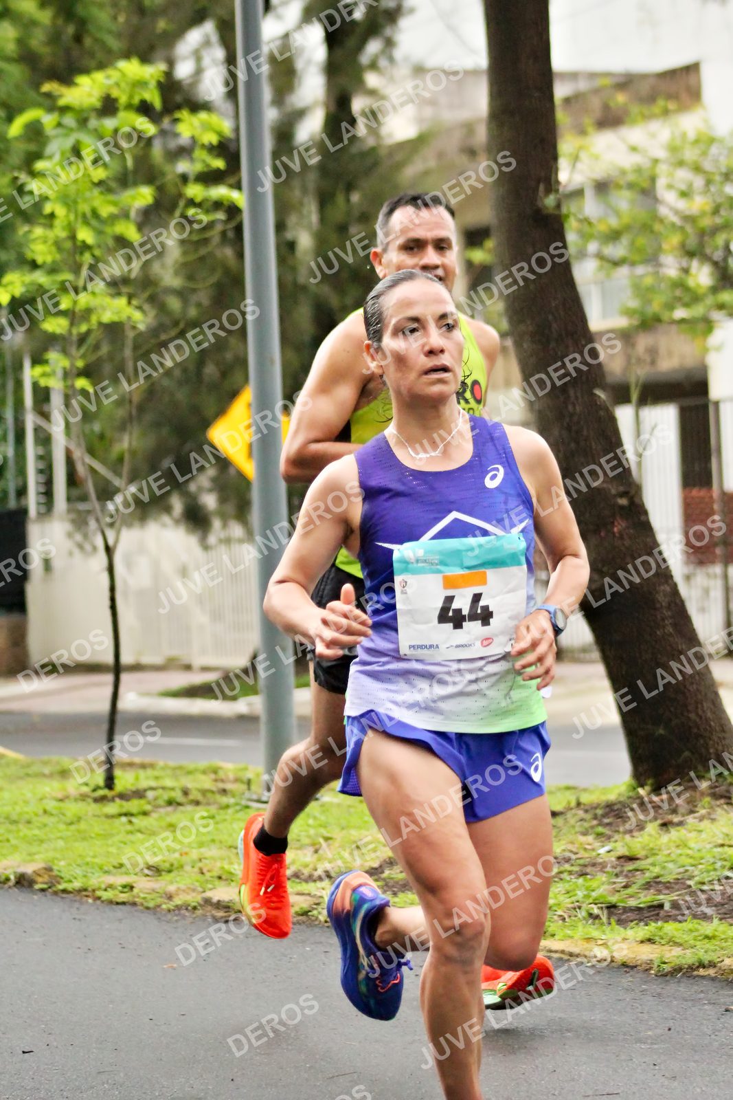 Foto del MEDIO MARATÓN ATLAS en Av. Patria, frente al Parque El Polvorín, Zapopan a las 08:04 · dorsal 44