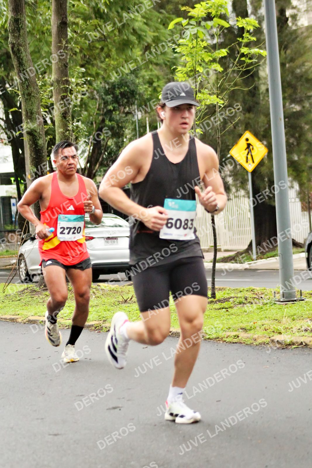 Foto del MEDIO MARATÓN ATLAS en Av. Patria, frente al Parque El Polvorín, Zapopan a las 08:11 · dorsal 2720, 6083