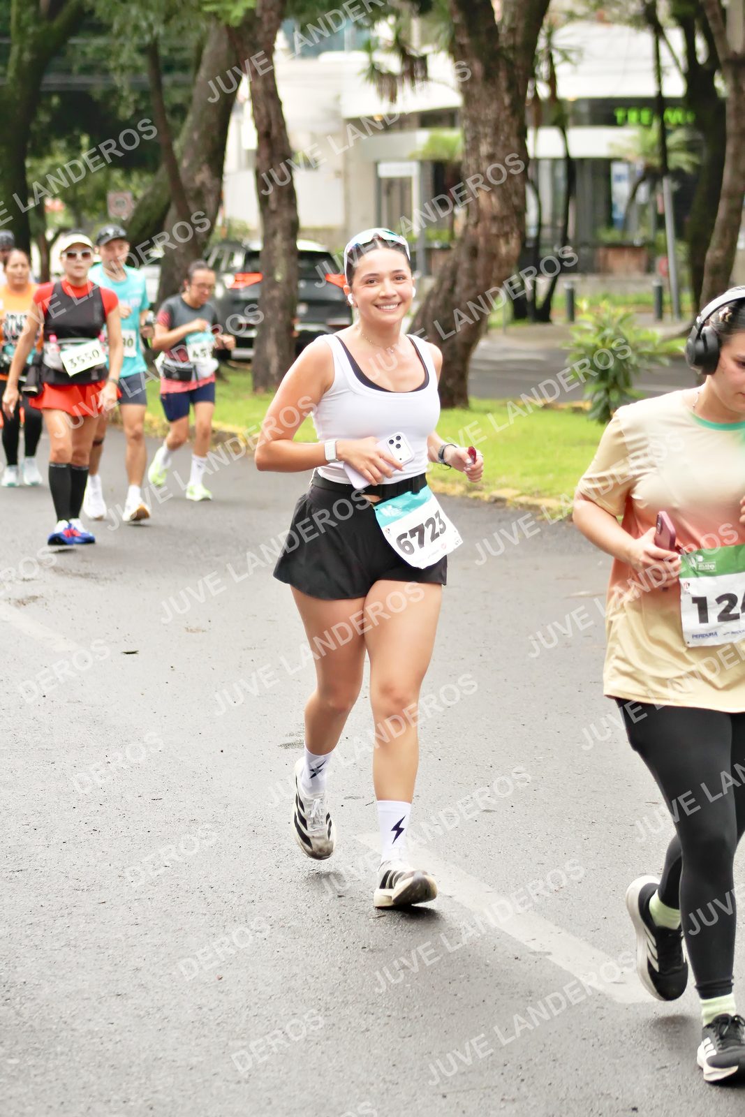 Foto del MEDIO MARATÓN ATLAS en Av. Patria, frente al Parque El Polvorín, Zapopan a las 08:50 · dorsal 12, 6723, 3550, 30