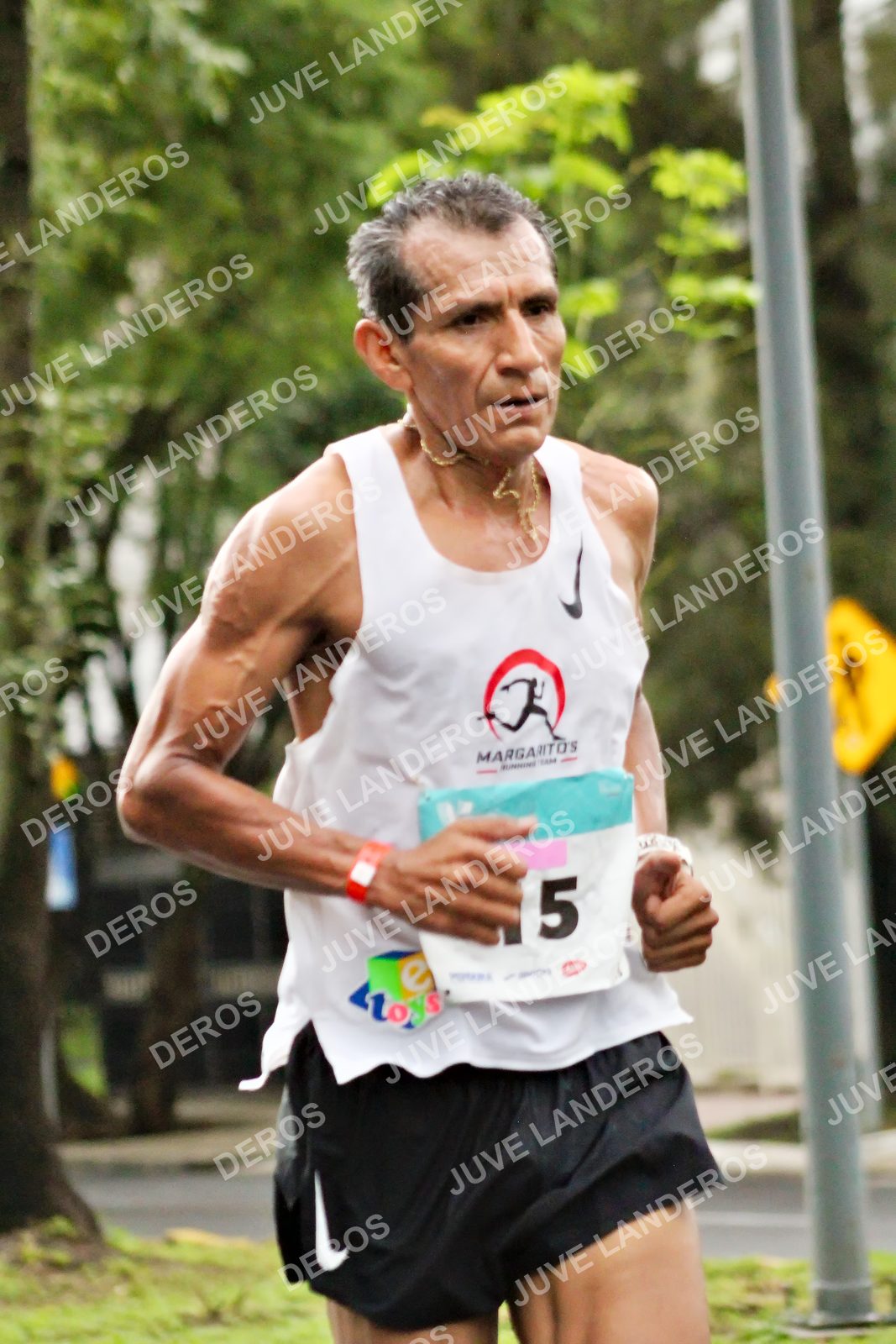 Foto del MEDIO MARATÓN ATLAS en Av. Patria, frente al Parque El Polvorín, Zapopan a las 08:00 · dorsal 5