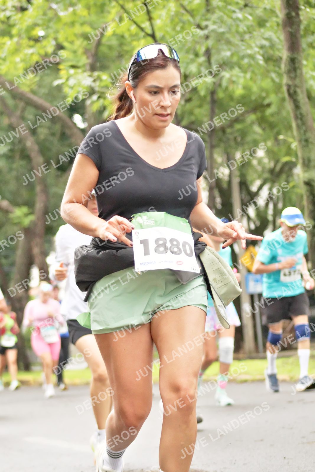 Foto del MEDIO MARATÓN ATLAS en Av. Patria, frente al Parque El Polvorín, Zapopan a las 08:42 · dorsal 1880