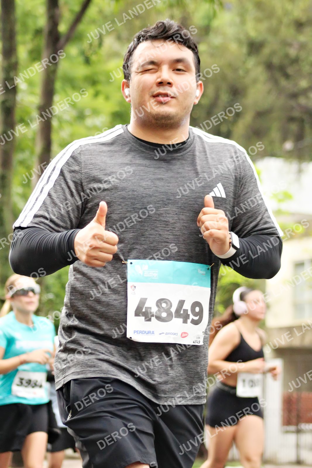 Foto del MEDIO MARATÓN ATLAS en Av. Patria, frente al Parque El Polvorín, Zapopan a las 08:40 · dorsal 4849