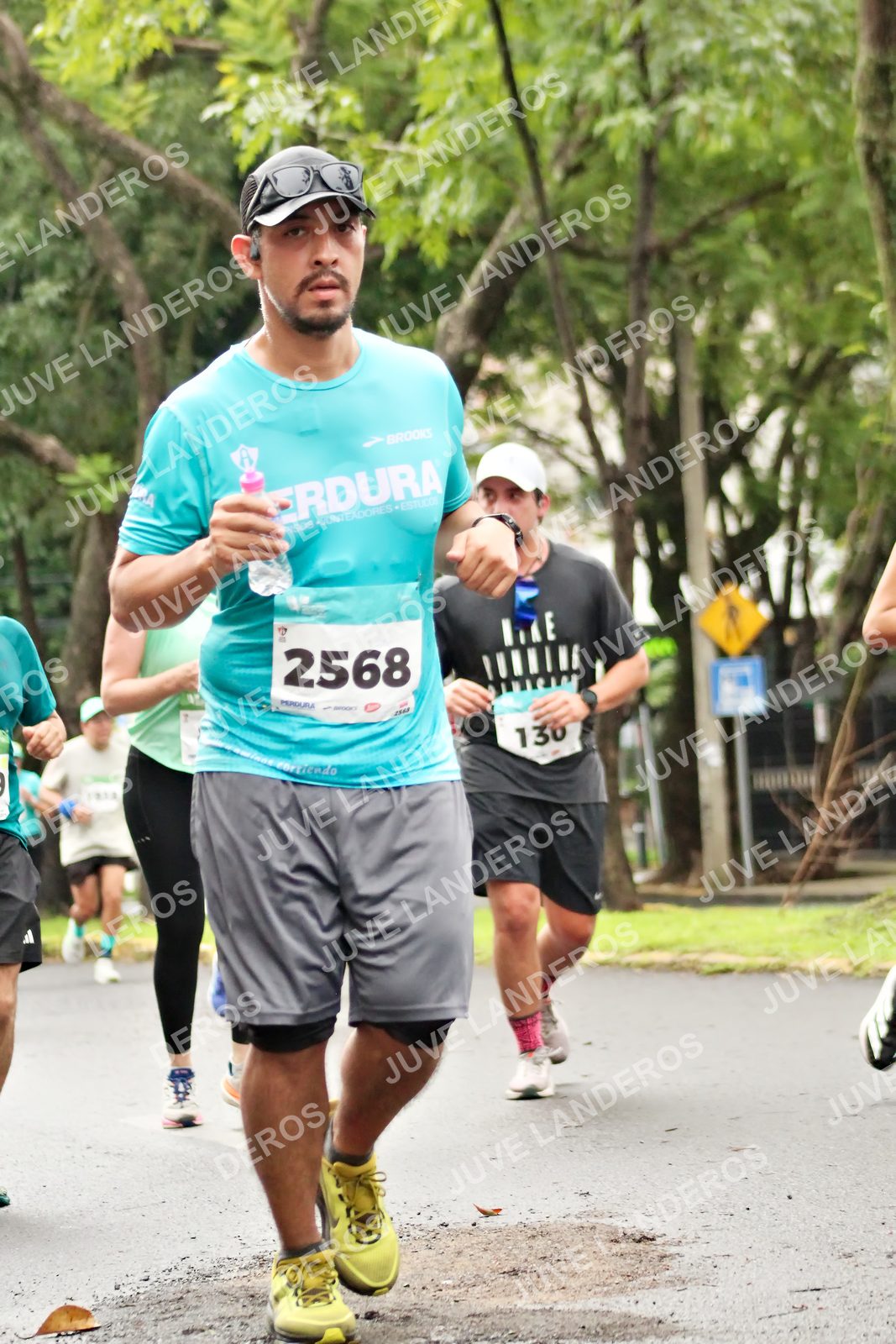Foto del MEDIO MARATÓN ATLAS en Av. Patria, frente al Parque El Polvorín, Zapopan a las 08:36 · dorsal 2568, 130
