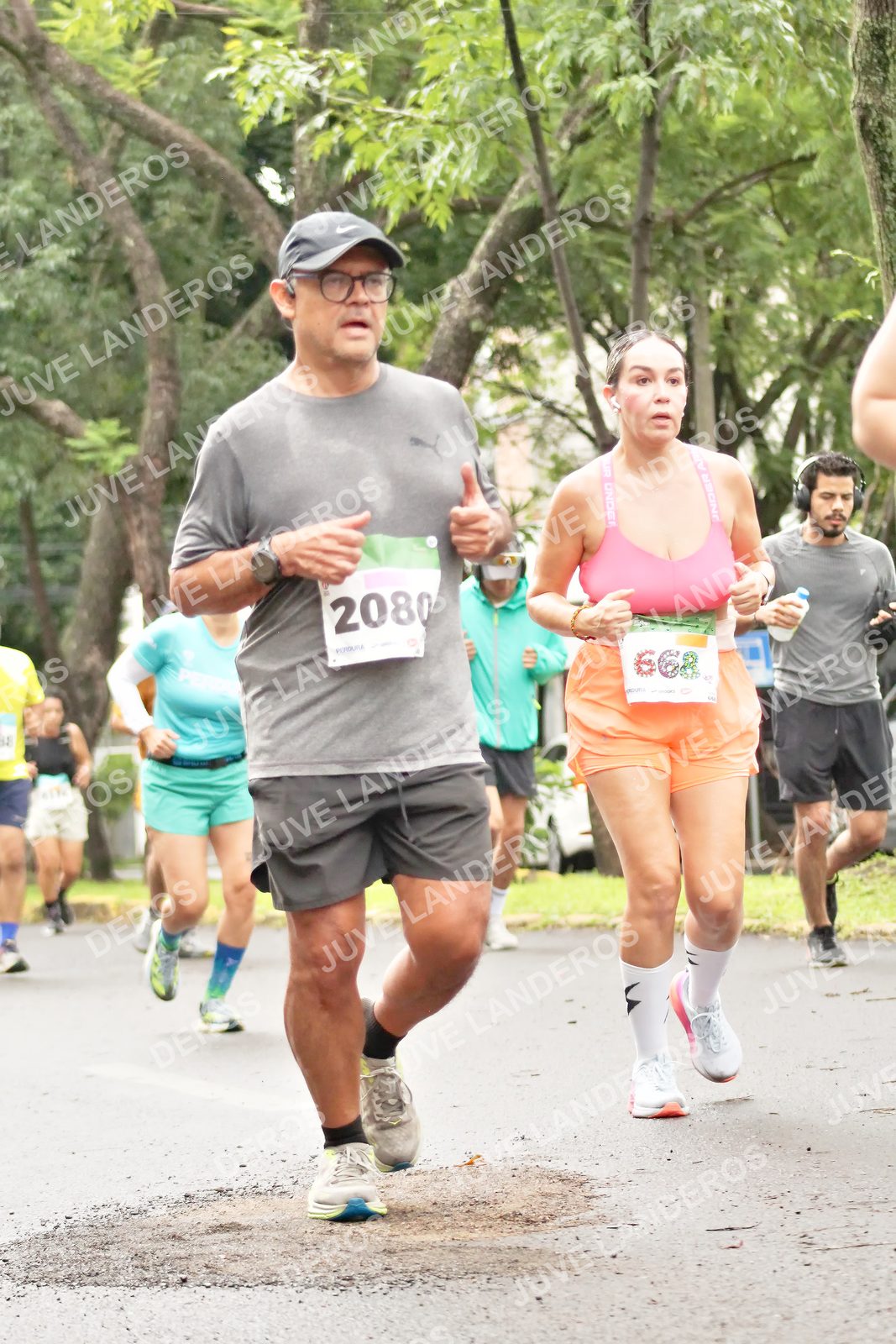 Foto del MEDIO MARATÓN ATLAS en Av. Patria, frente al Parque El Polvorín, Zapopan a las 08:42 · dorsal 2080