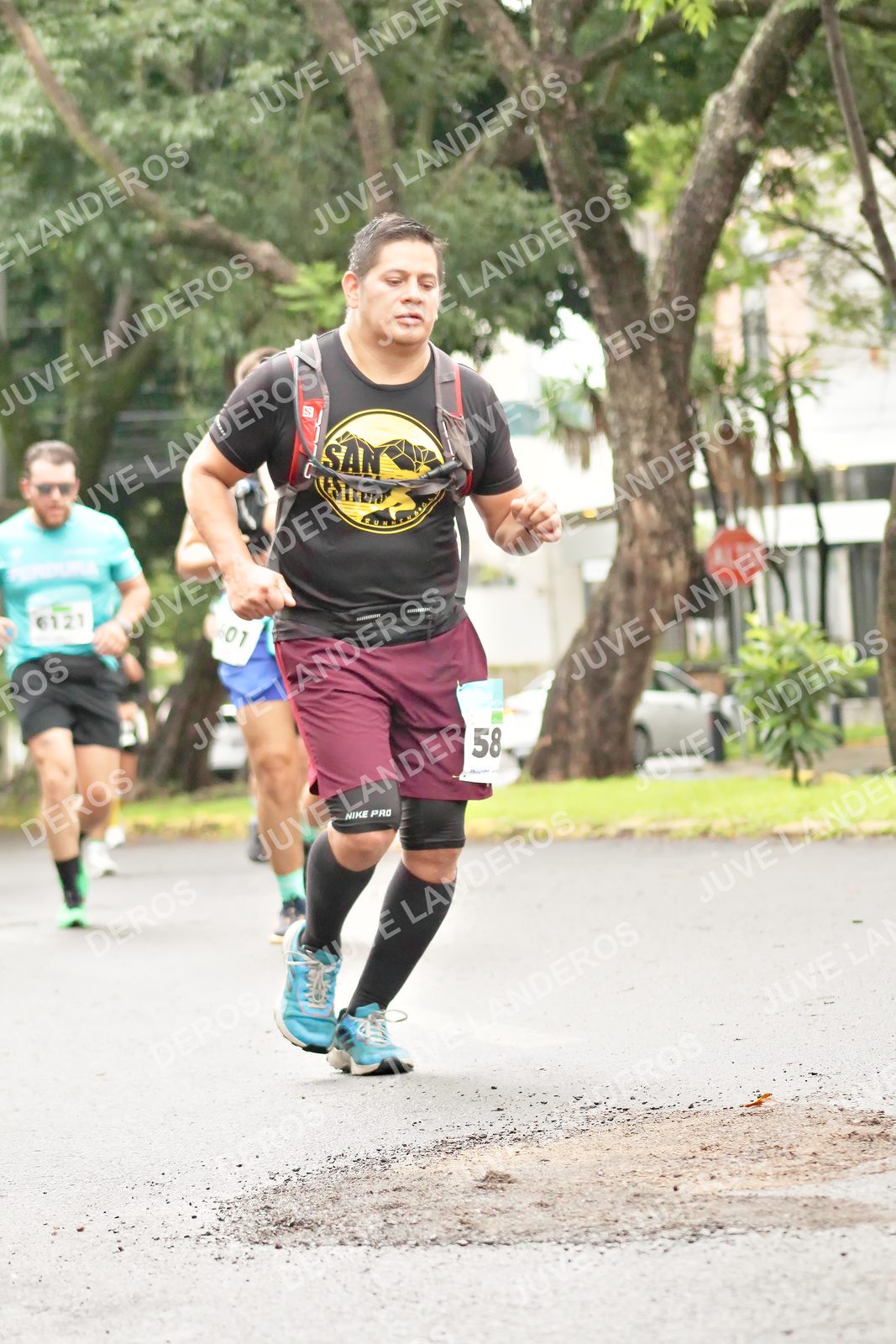 Foto del MEDIO MARATÓN ATLAS en Av. Patria, frente al Parque El Polvorín, Zapopan a las 08:45 · dorsal 58, 6121, 1