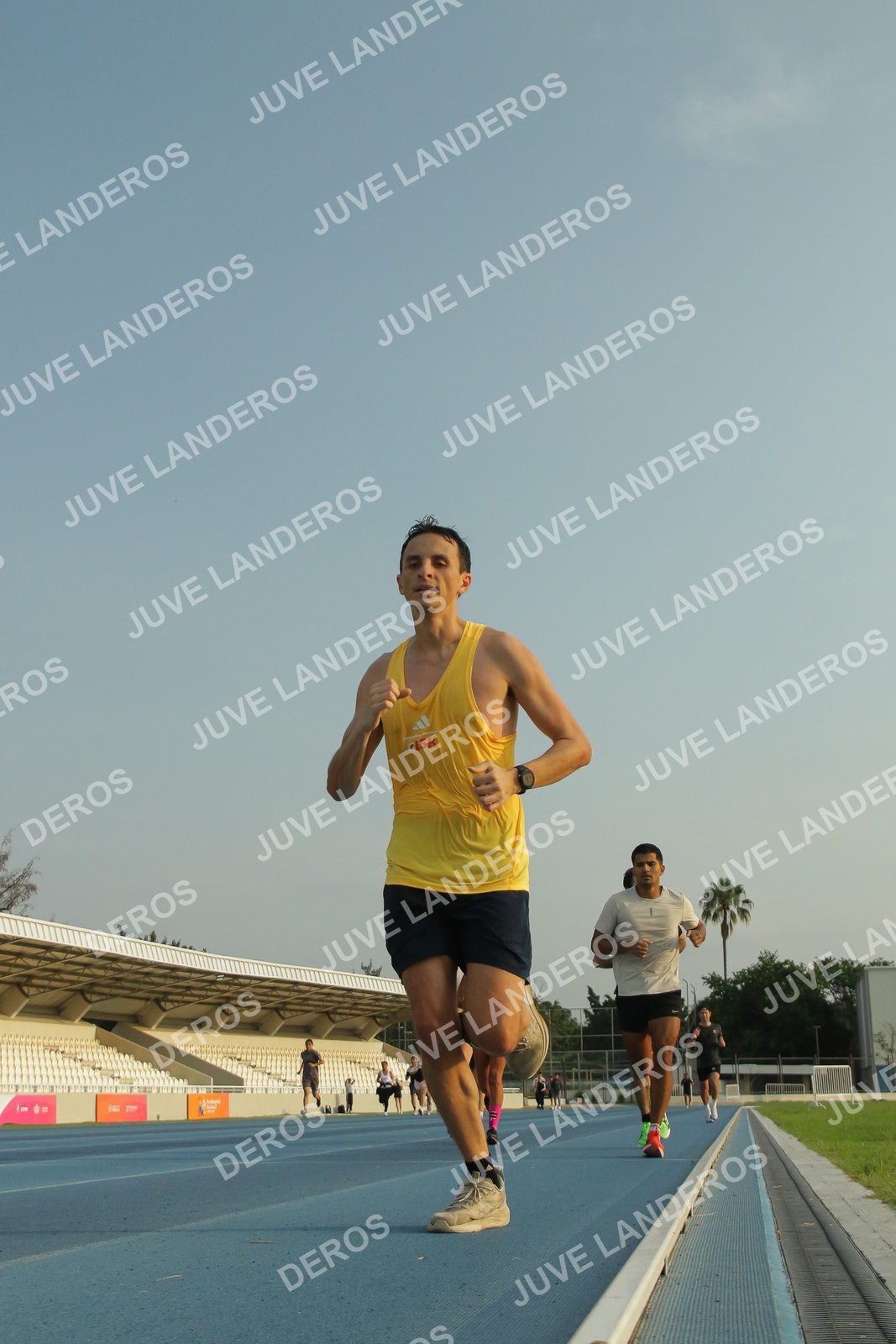 Foto de Pista Revolución 16 de octubre 2026 en Polideportivo CODE Revolución, Jalisco, zapopan a las 05:54