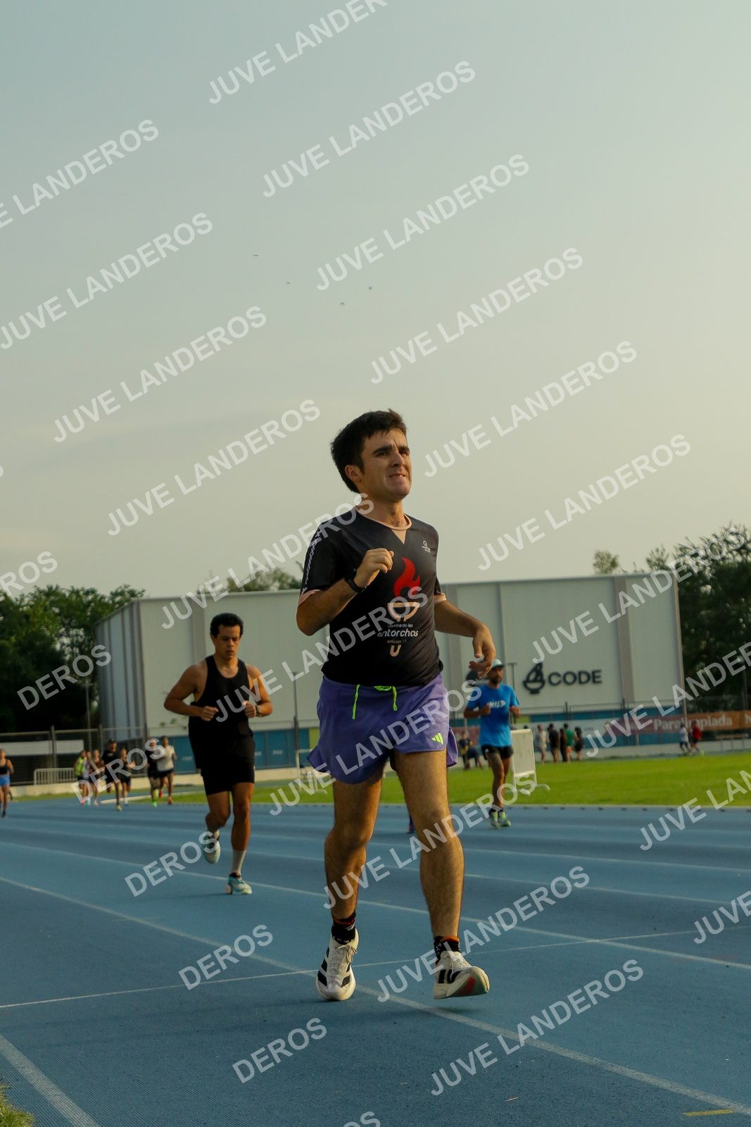 Foto de Pista Revolución 16 de octubre 2026 en Polideportivo CODE Revolución, Jalisco, zapopan a las 05:42