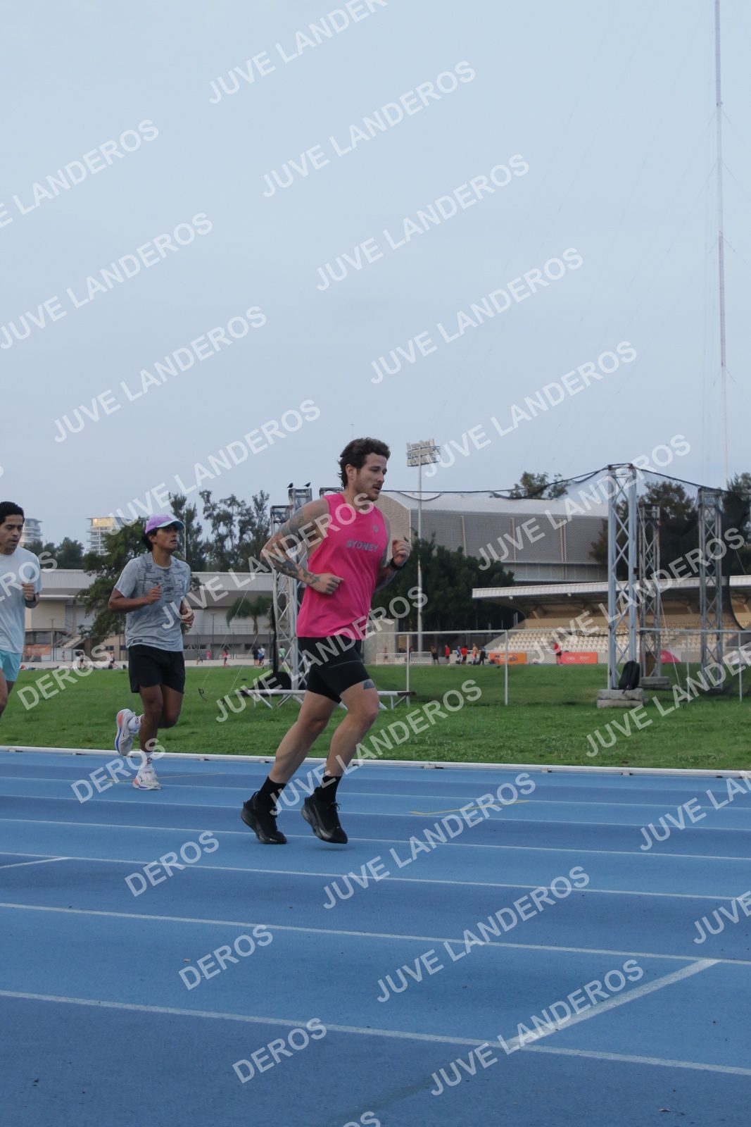 Foto de Pista Revolución 16 de octubre 2026 en Polideportivo CODE Revolución, Jalisco, zapopan a las 07:24