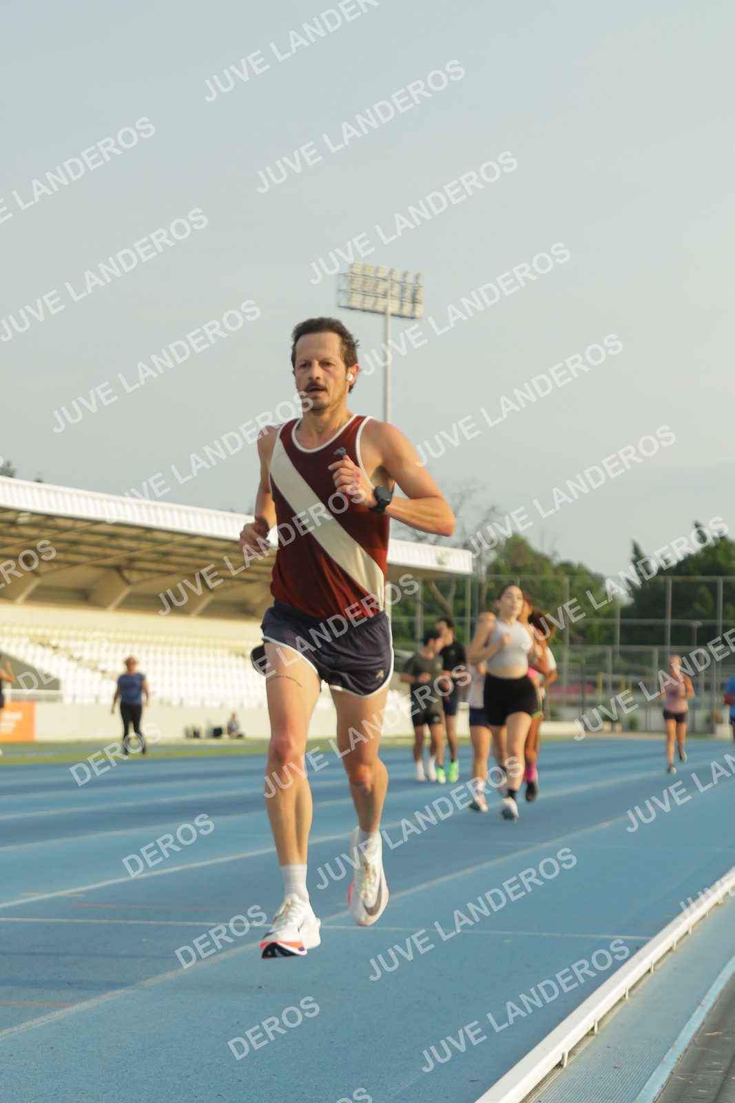 Foto de Pista Revolución 16 de octubre 2026 en Polideportivo CODE Revolución, Jalisco, zapopan a las 05:50