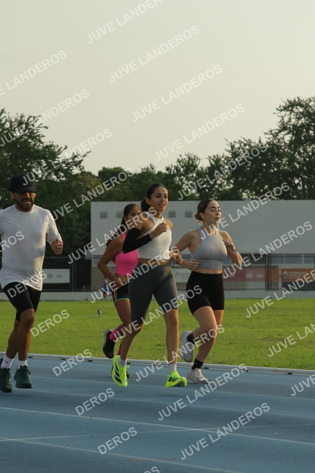 Foto de Pista Revolución 16 de octubre 2026 en Polideportivo CODE Revolución, Jalisco, zapopan a las 05:46