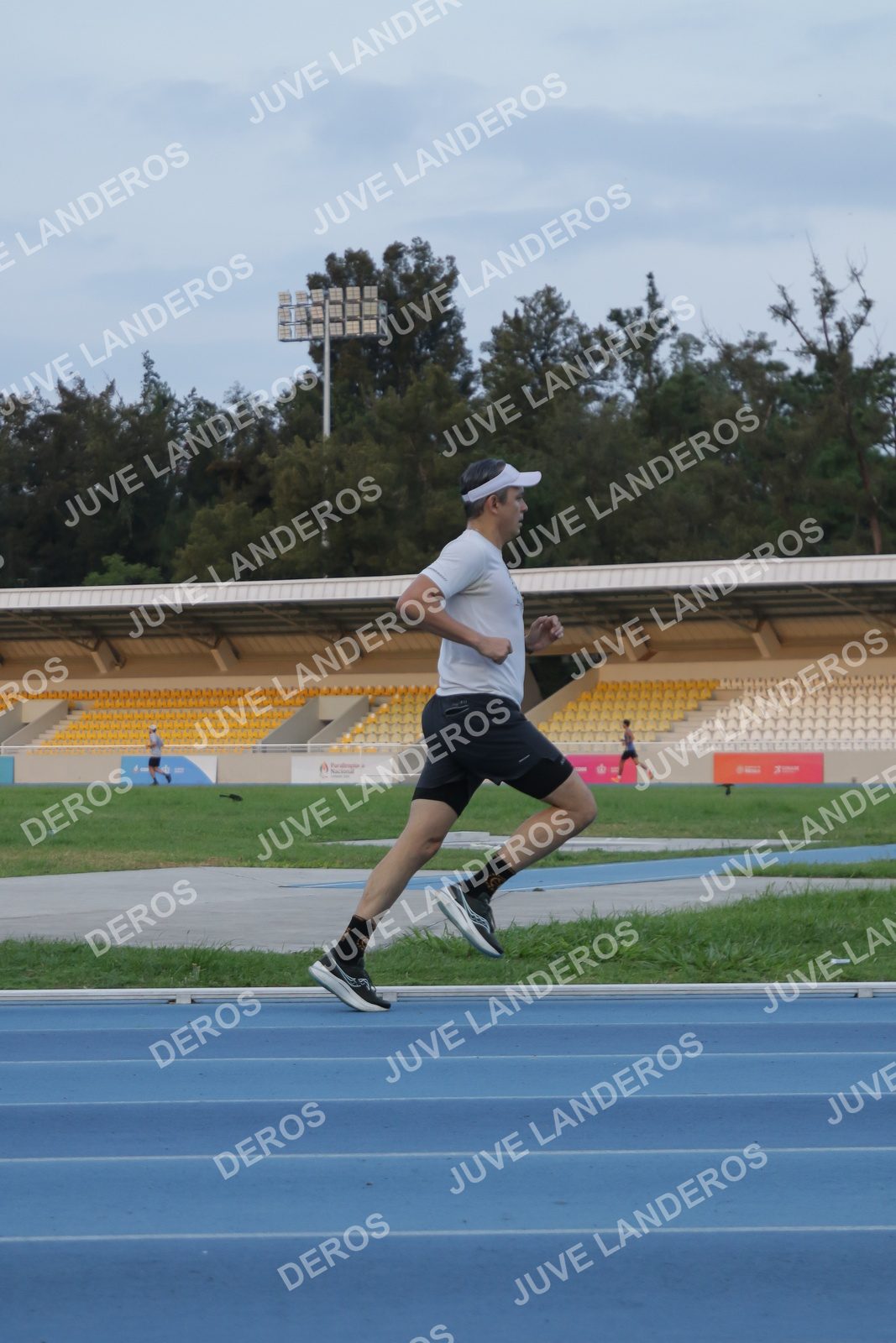 Foto de Pista Revolución 16 de octubre 2026 en Polideportivo CODE Revolución, Jalisco, zapopan a las 07:23