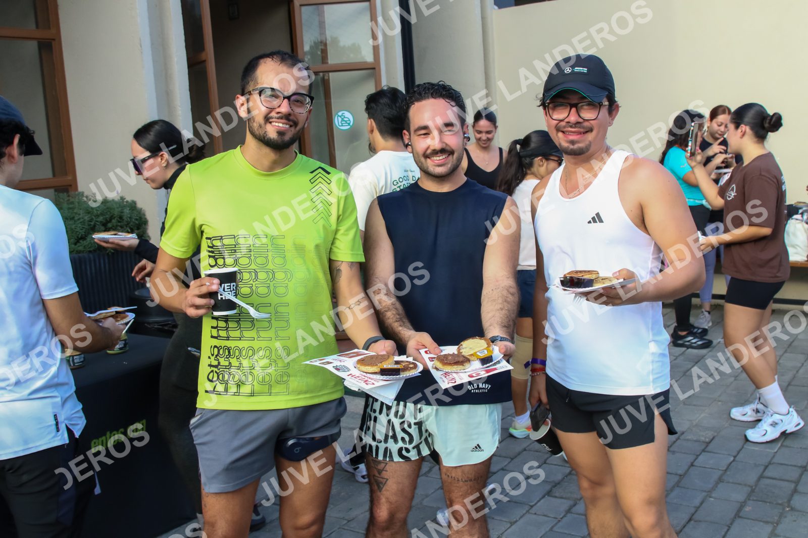 Foto de la Running & Brunching 🥐 Pancake Run en Lukas & Tomás — Av. Ecónomos 6150, Zapopan a las 08:05 · Recta intermedia