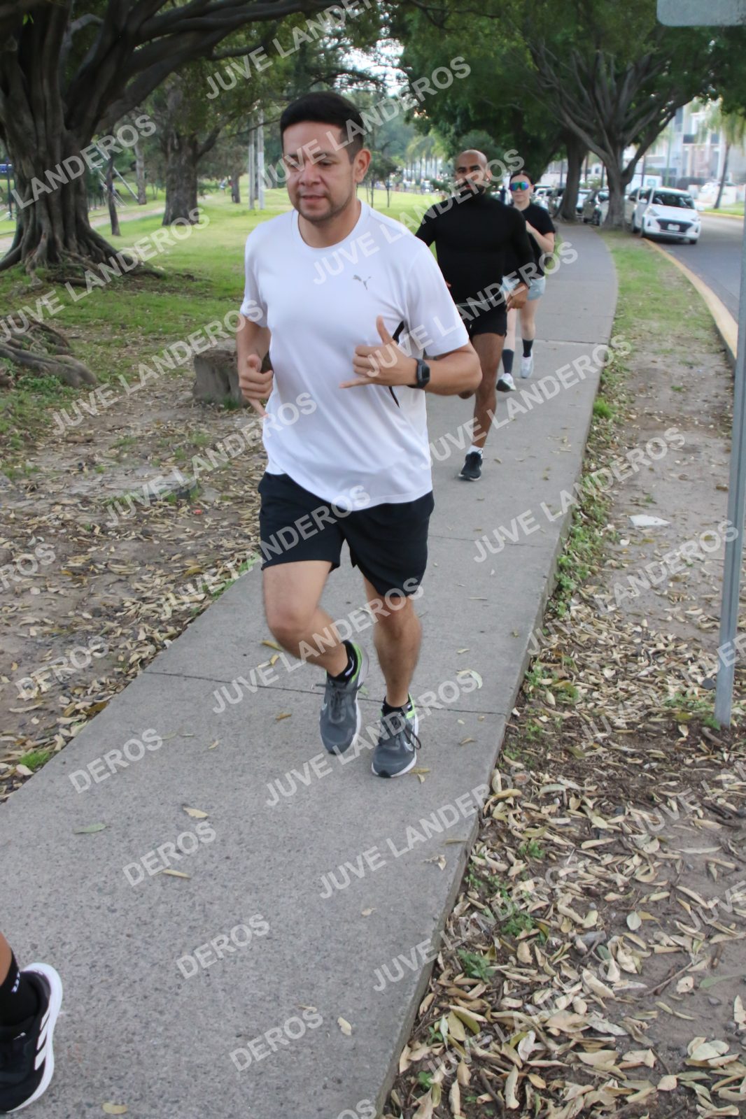 Foto de la Running & Brunching 🥐 Pancake Run en Lukas & Tomás — Av. Ecónomos 6150, Zapopan a las 07:33 · Recta intermedia