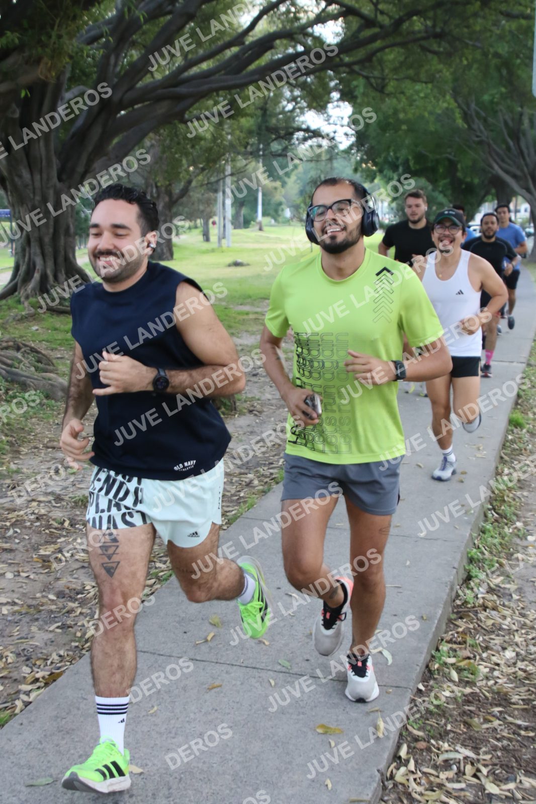 Foto de la Running & Brunching 🥐 Pancake Run en Lukas & Tomás — Av. Ecónomos 6150, Zapopan a las 07:33 · Recta intermedia