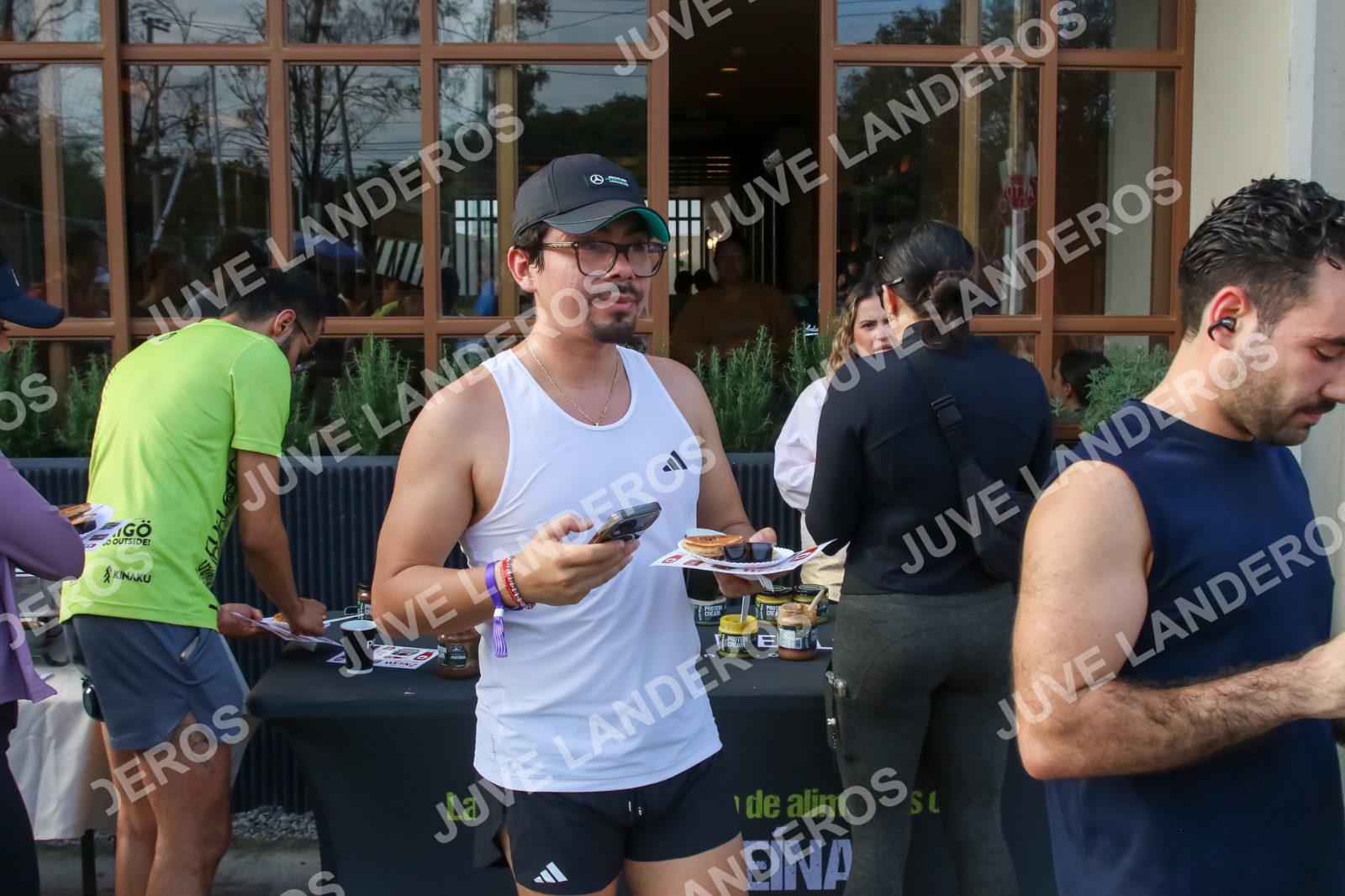 Foto de la Running & Brunching 🥐 Pancake Run en Lukas & Tomás — Av. Ecónomos 6150, Zapopan a las 08:05 · Recta intermedia