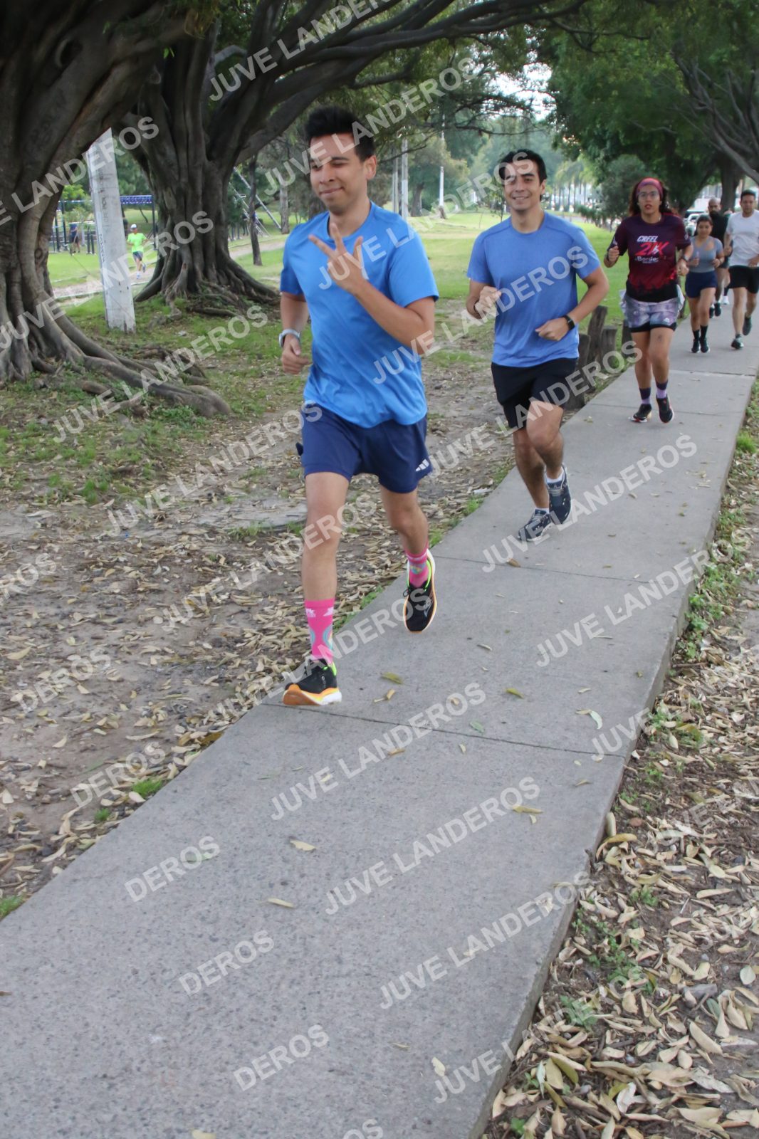 Foto de la Running & Brunching 🥐 Pancake Run en Lukas & Tomás — Av. Ecónomos 6150, Zapopan a las 07:33 · Recta intermedia