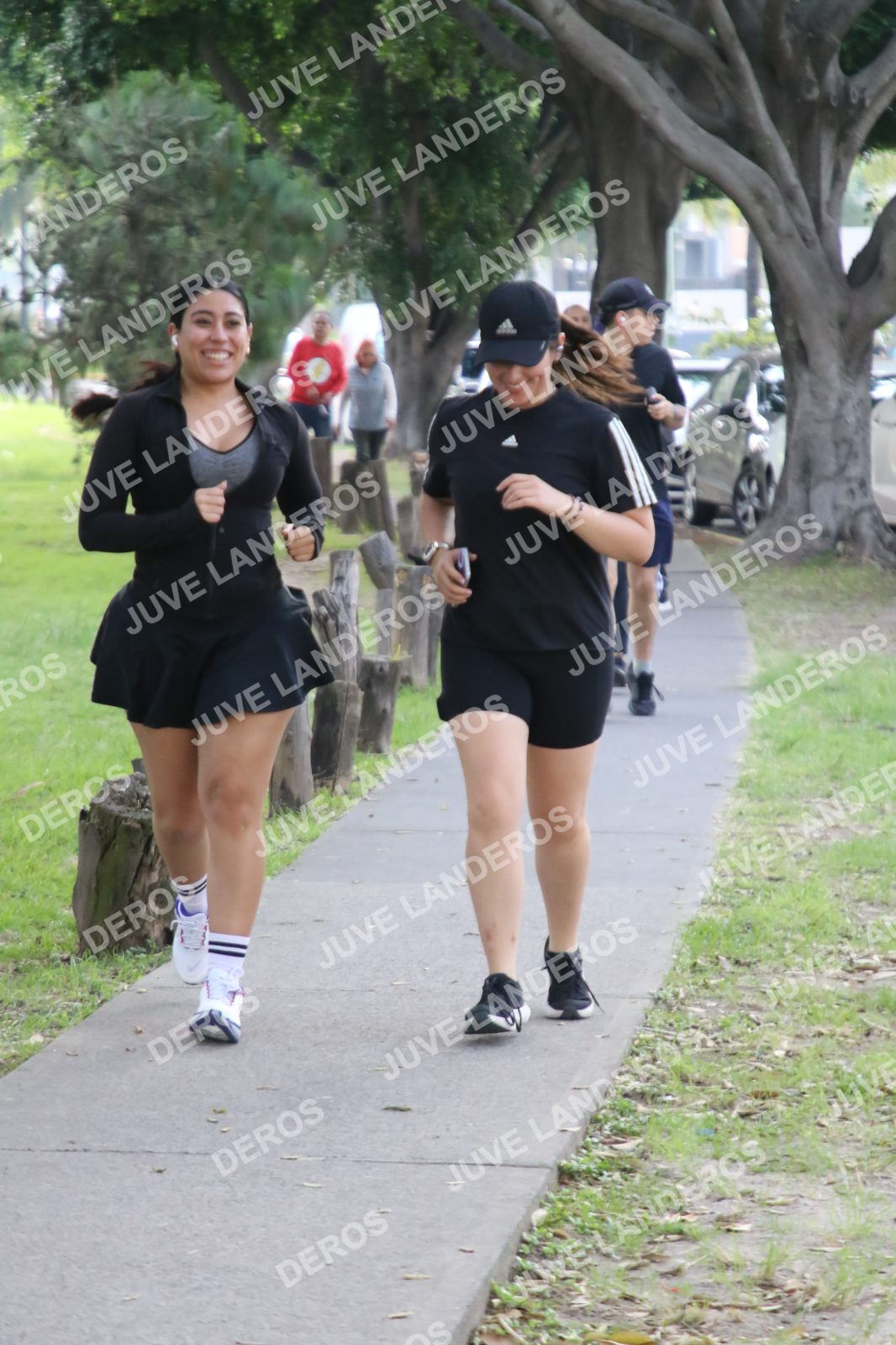 Foto de la Running & Brunching 🥐 Pancake Run en Lukas & Tomás — Av. Ecónomos 6150, Zapopan a las 07:36 · Recta intermedia