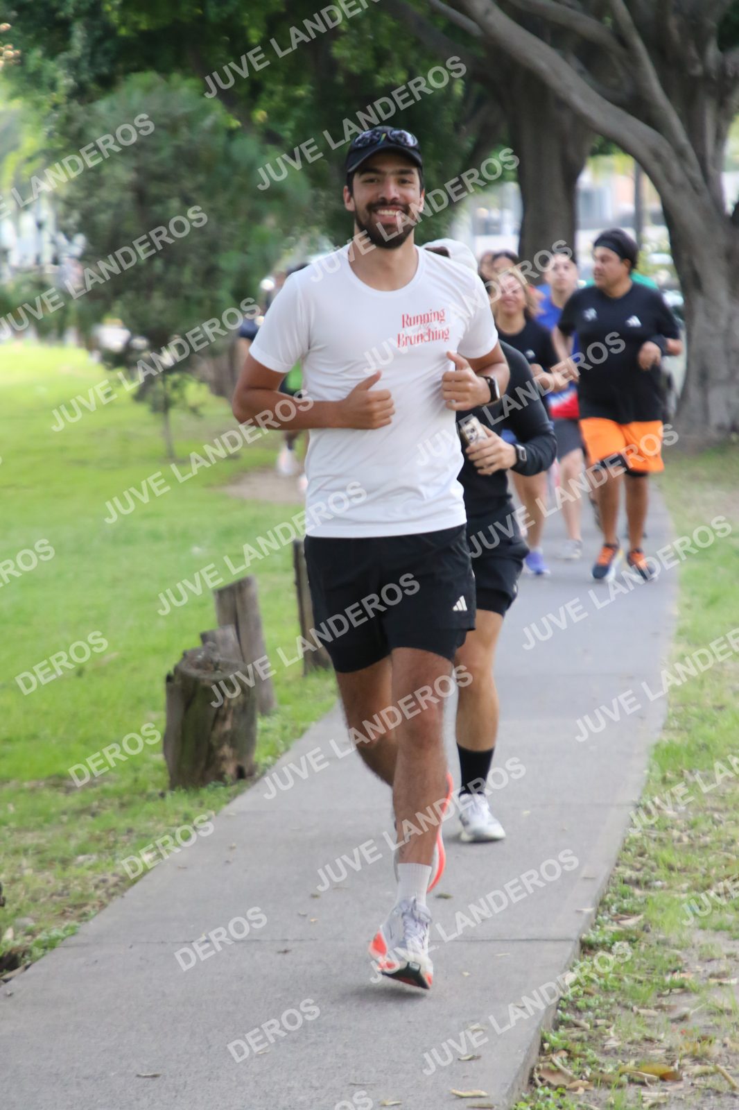 Foto de la Running & Brunching 🥐 Pancake Run en Lukas & Tomás — Av. Ecónomos 6150, Zapopan a las 07:34 · Recta intermedia