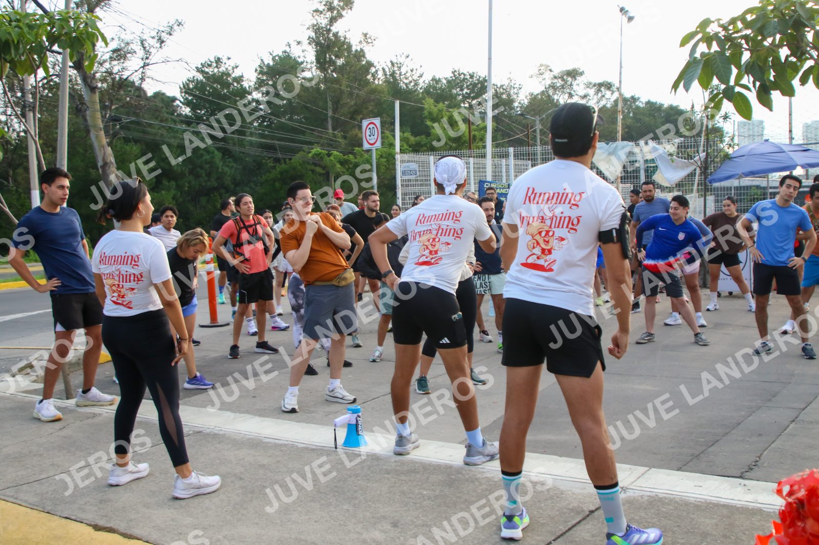 Foto de la Running & Brunching 🥐 Pancake Run en Lukas & Tomás — Av. Ecónomos 6150, Zapopan a las 07:22 · Recta intermedia