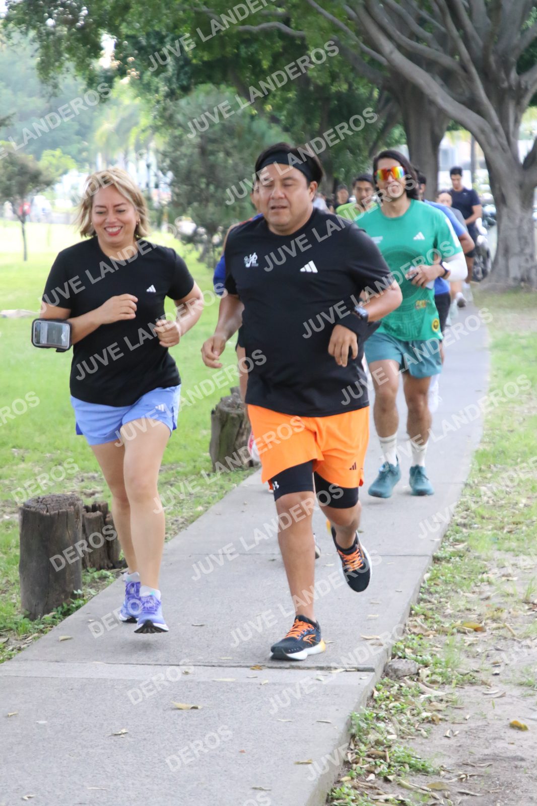 Foto de la Running & Brunching 🥐 Pancake Run en Lukas & Tomás — Av. Ecónomos 6150, Zapopan a las 07:34 · Recta intermedia
