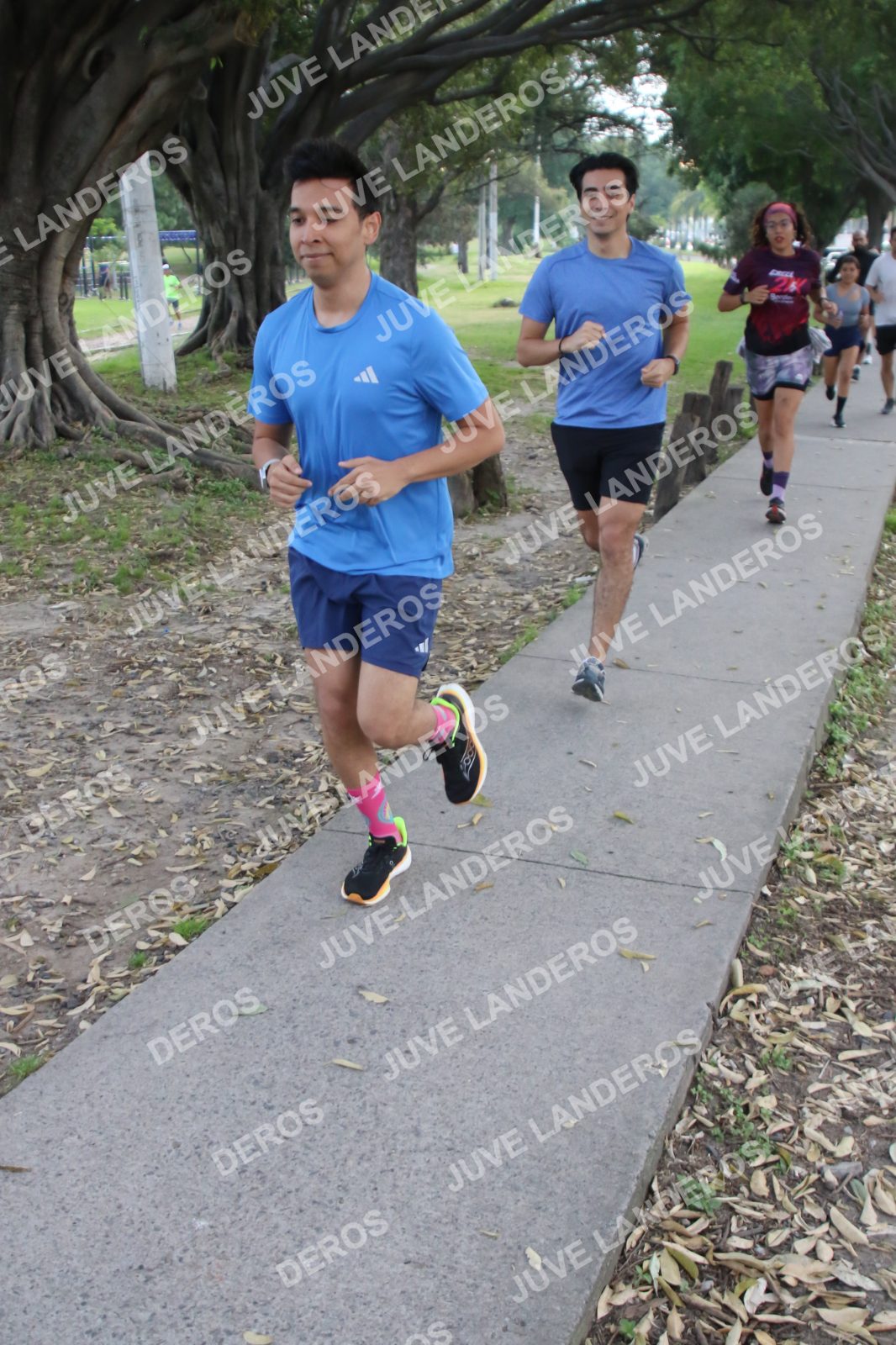 Foto de la Running & Brunching 🥐 Pancake Run en Lukas & Tomás — Av. Ecónomos 6150, Zapopan a las 07:33 · Recta intermedia