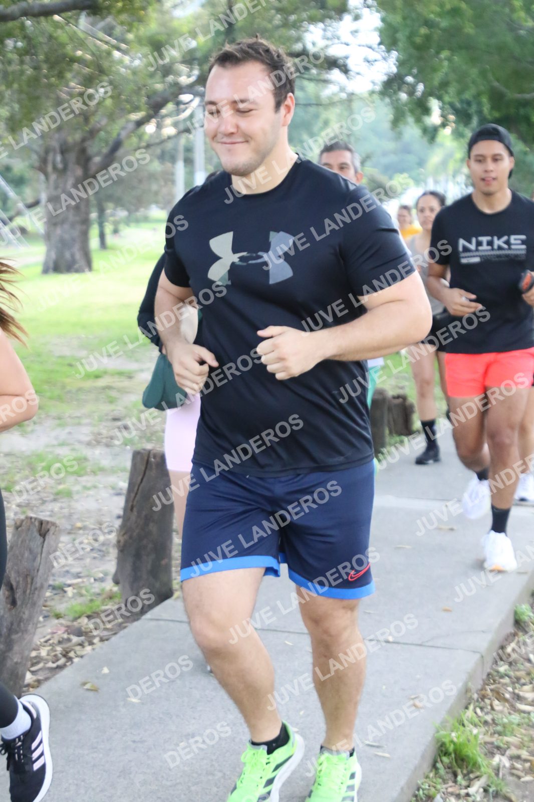 Foto de la Running & Brunching 🥐 Pancake Run en Lukas & Tomás — Av. Ecónomos 6150, Zapopan a las 07:36 · Recta intermedia