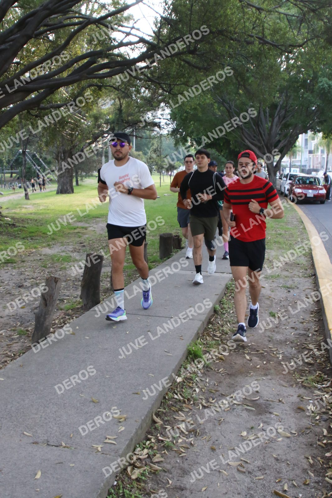 Foto de la Running & Brunching 🥐 Pancake Run en Lukas & Tomás — Av. Ecónomos 6150, Zapopan a las 07:36 · Recta intermedia