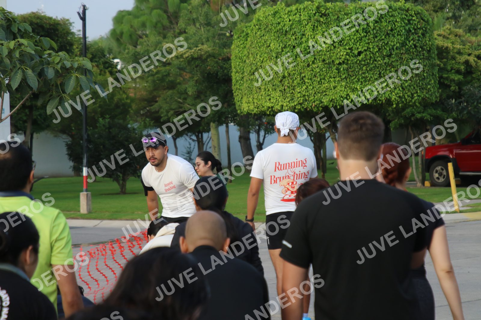 Foto de la Running & Brunching 🥐 Pancake Run en Lukas & Tomás — Av. Ecónomos 6150, Zapopan a las 07:24 · Recta intermedia