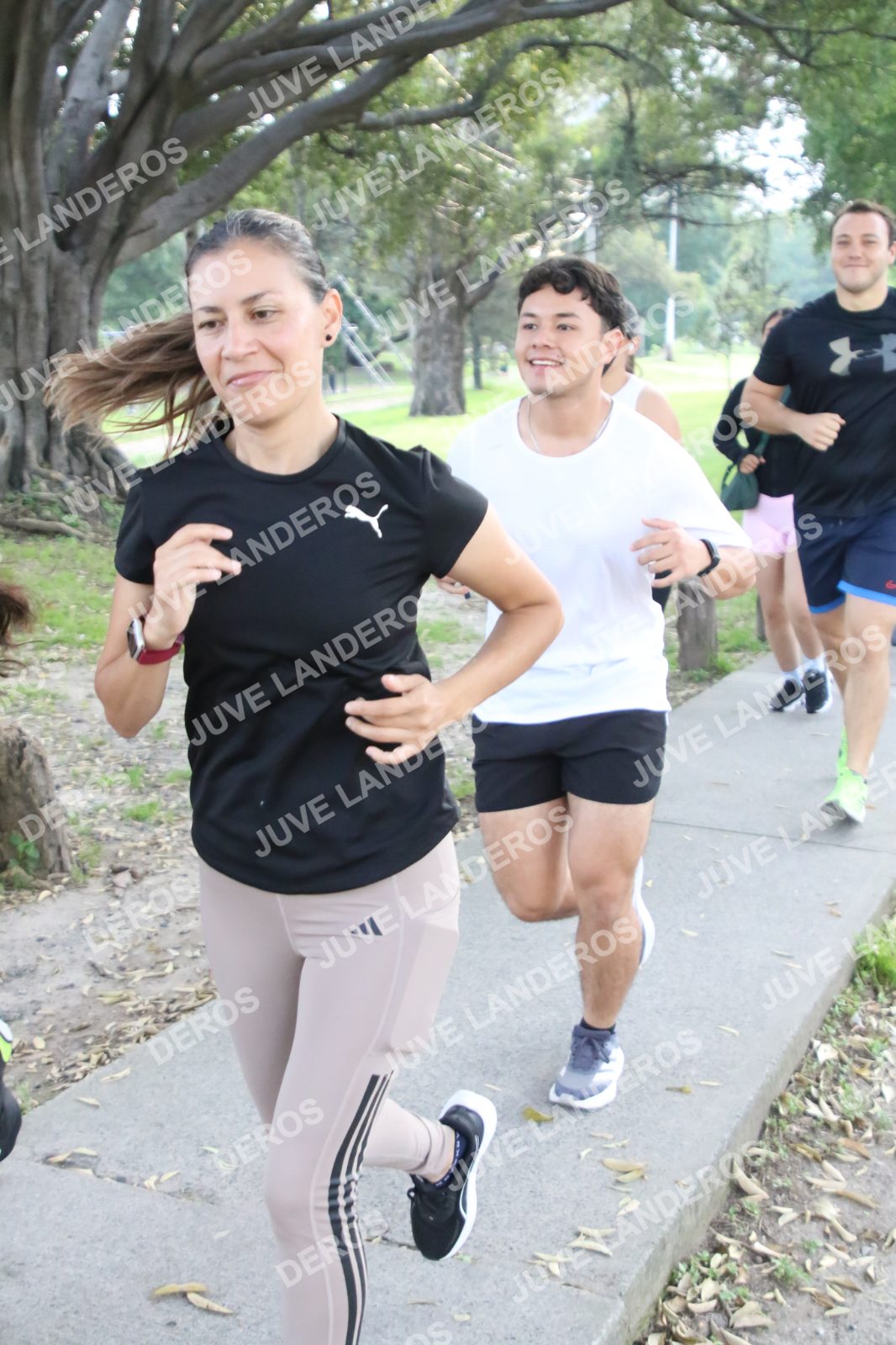 Foto de la Running & Brunching 🥐 Pancake Run en Lukas & Tomás — Av. Ecónomos 6150, Zapopan a las 07:36 · Recta intermedia