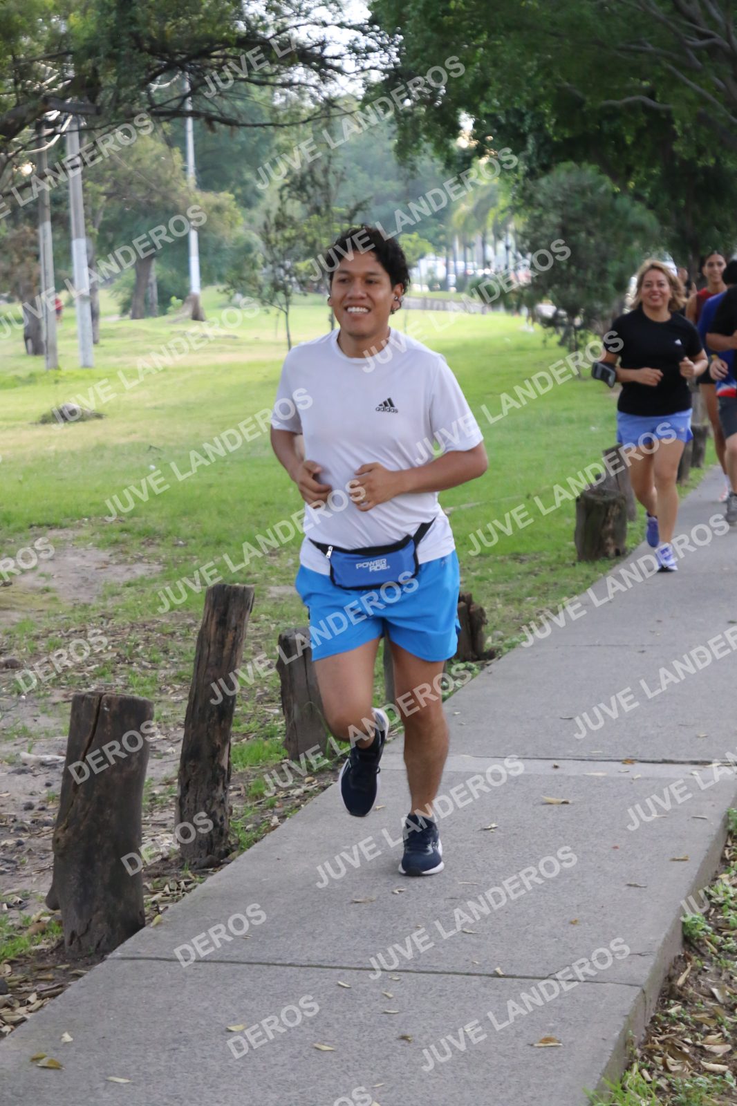 Foto de la Running & Brunching 🥐 Pancake Run en Lukas & Tomás — Av. Ecónomos 6150, Zapopan a las 07:34 · Recta intermedia