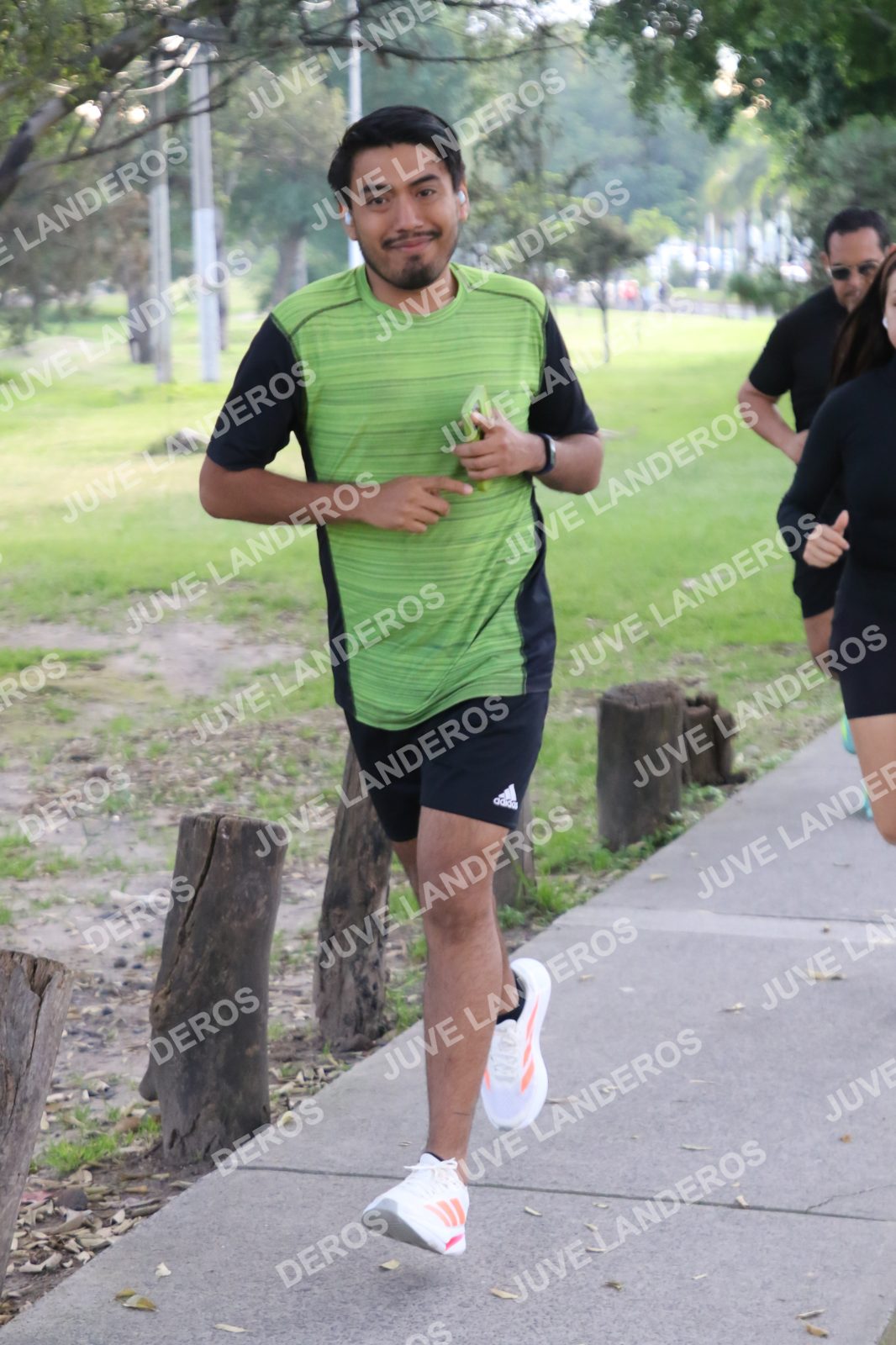 Foto de la Running & Brunching 🥐 Pancake Run en Lukas & Tomás — Av. Ecónomos 6150, Zapopan a las 07:35 · Recta intermedia