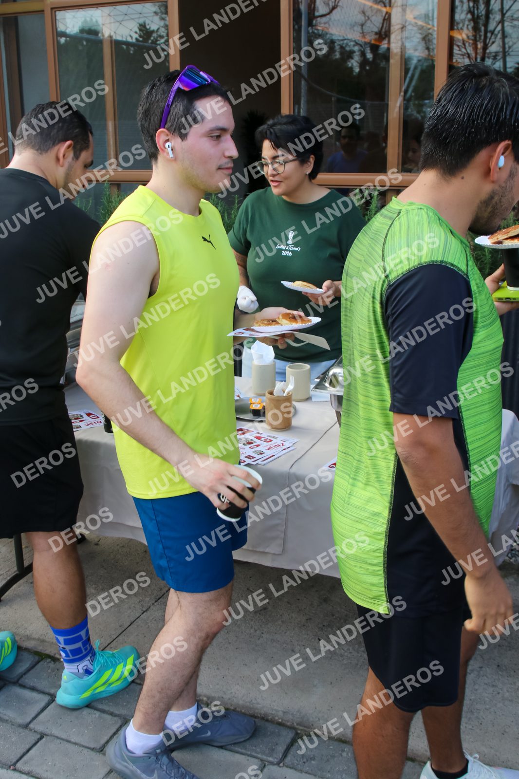Foto de la Running & Brunching 🥐 Pancake Run en Lukas & Tomás — Av. Ecónomos 6150, Zapopan a las 08:11 · Recta intermedia