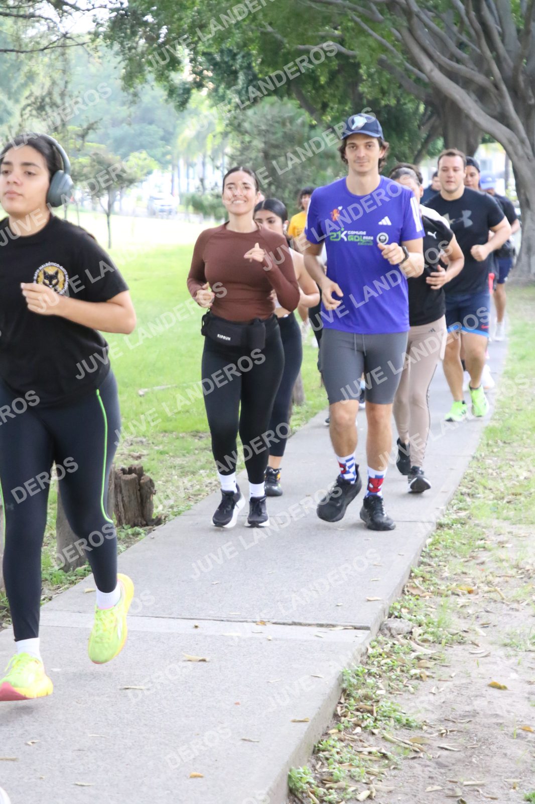 Foto de la Running & Brunching 🥐 Pancake Run en Lukas & Tomás — Av. Ecónomos 6150, Zapopan a las 07:36 · Recta intermedia