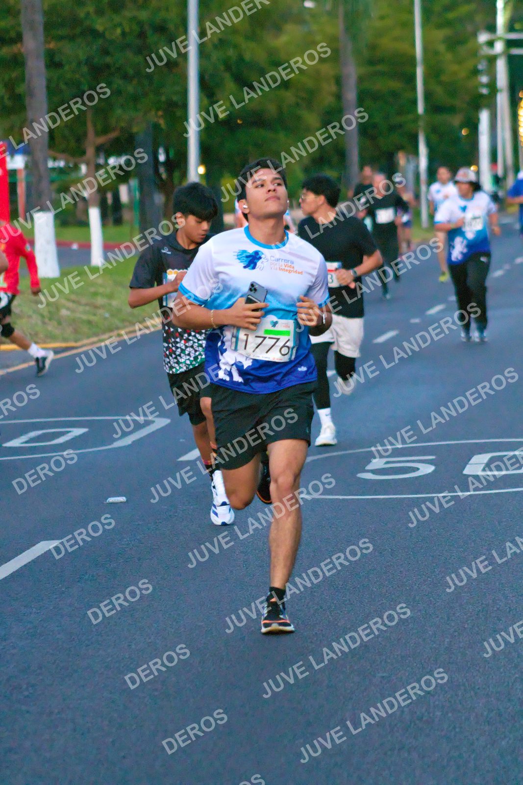 Foto del SERIAL DE CARRERAS DE GUADALAJARA — FECHA AV. NORMALISTAS en Vía RecreActiva Metropolitana, Av. Normalistas, Jardines Alcalde, Guadalajara a las 06:36 · dorsal 1776, 50