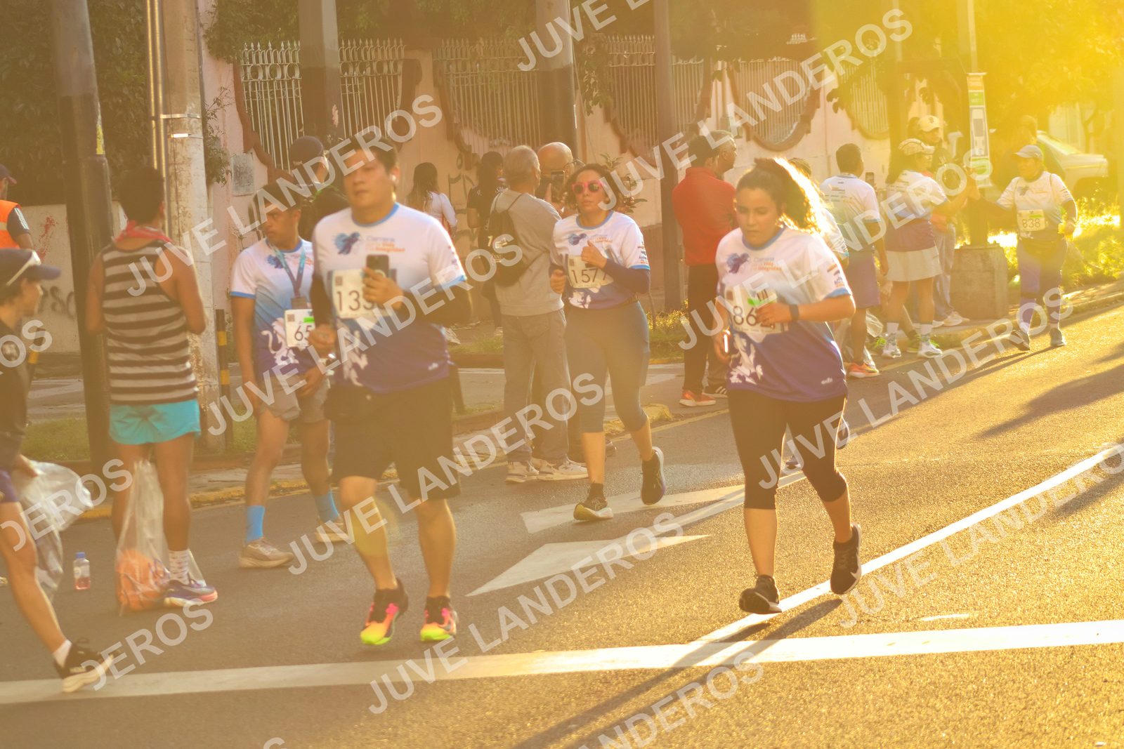 Foto del SERIAL DE CARRERAS DE GUADALAJARA — FECHA AV. NORMALISTAS en Vía RecreActiva Metropolitana, Av. Normalistas, Jardines Alcalde, Guadalajara a las 07:09 · dorsal 157, 65, 86, 7