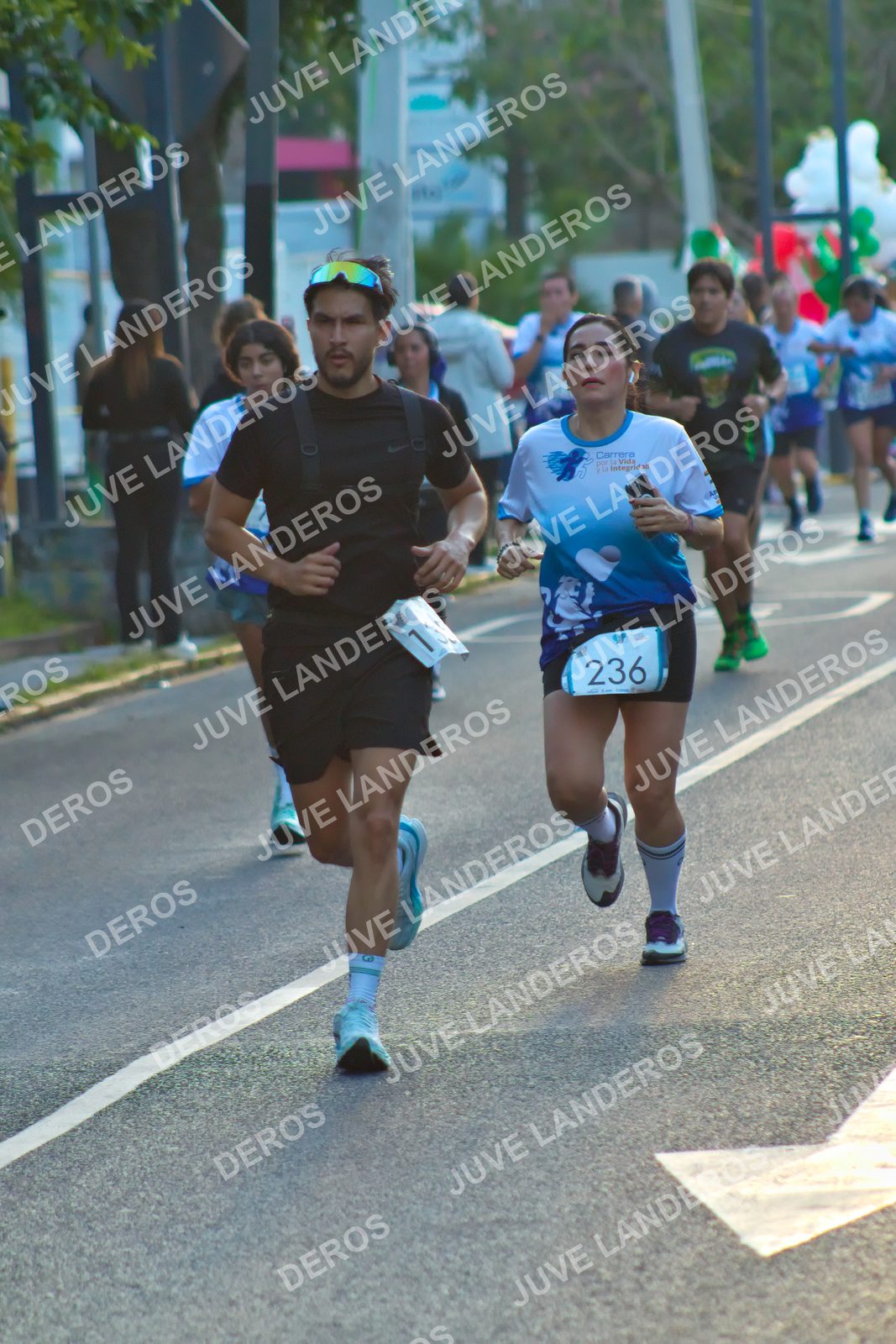 Foto del SERIAL DE CARRERAS DE GUADALAJARA — FECHA AV. NORMALISTAS en Vía RecreActiva Metropolitana, Av. Normalistas, Jardines Alcalde, Guadalajara a las 06:58 · dorsal 236