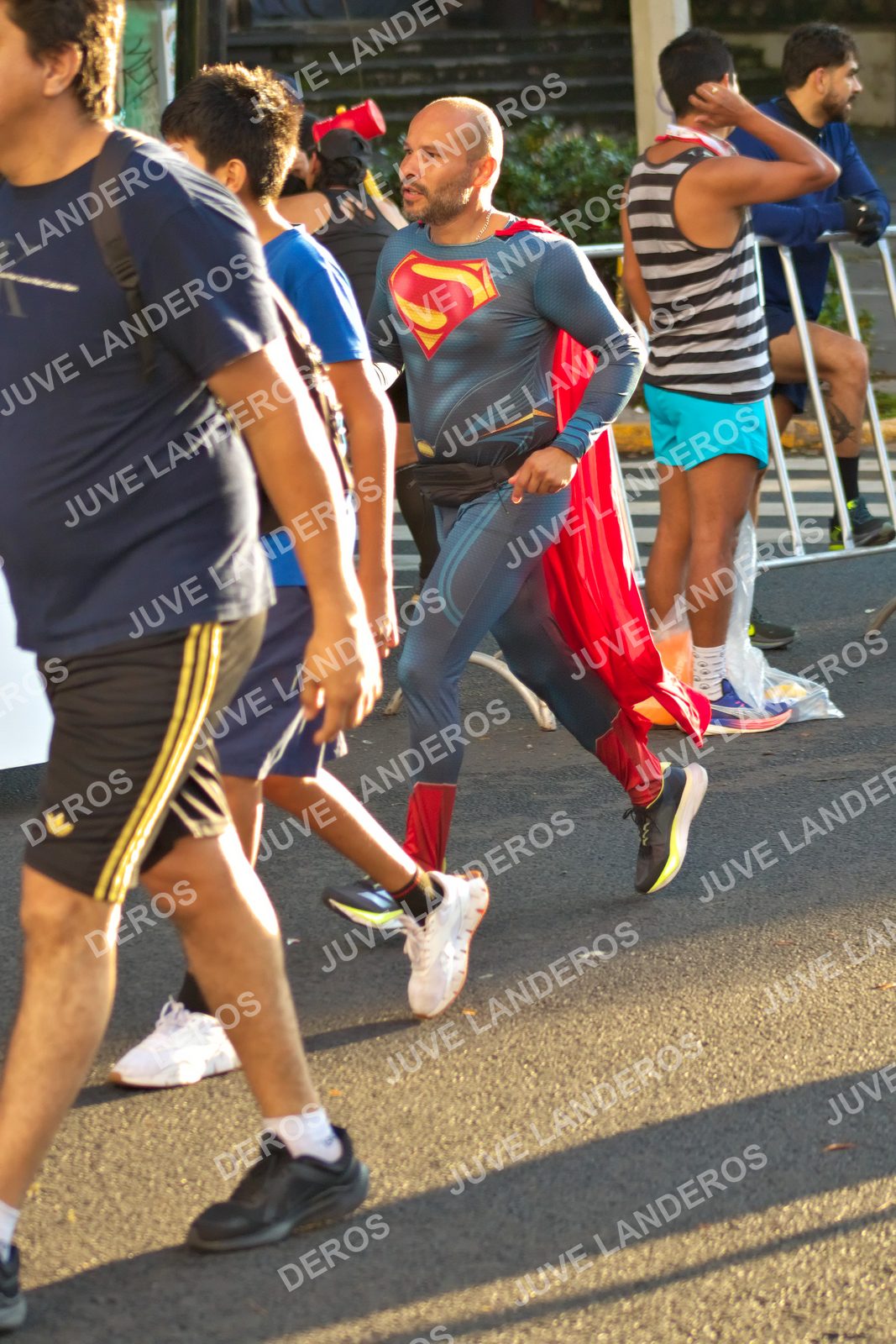 Foto del SERIAL DE CARRERAS DE GUADALAJARA — FECHA AV. NORMALISTAS en Vía RecreActiva Metropolitana, Av. Normalistas, Jardines Alcalde, Guadalajara a las 07:27
