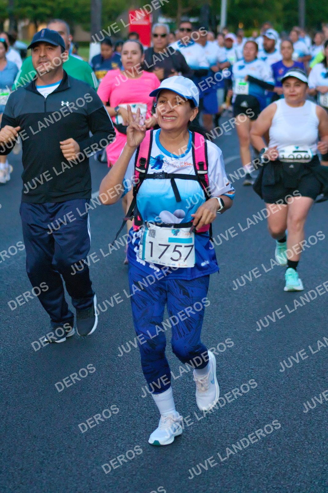 Foto del SERIAL DE CARRERAS DE GUADALAJARA — FECHA AV. NORMALISTAS en Vía RecreActiva Metropolitana, Av. Normalistas, Jardines Alcalde, Guadalajara a las 06:40 · dorsal 1757