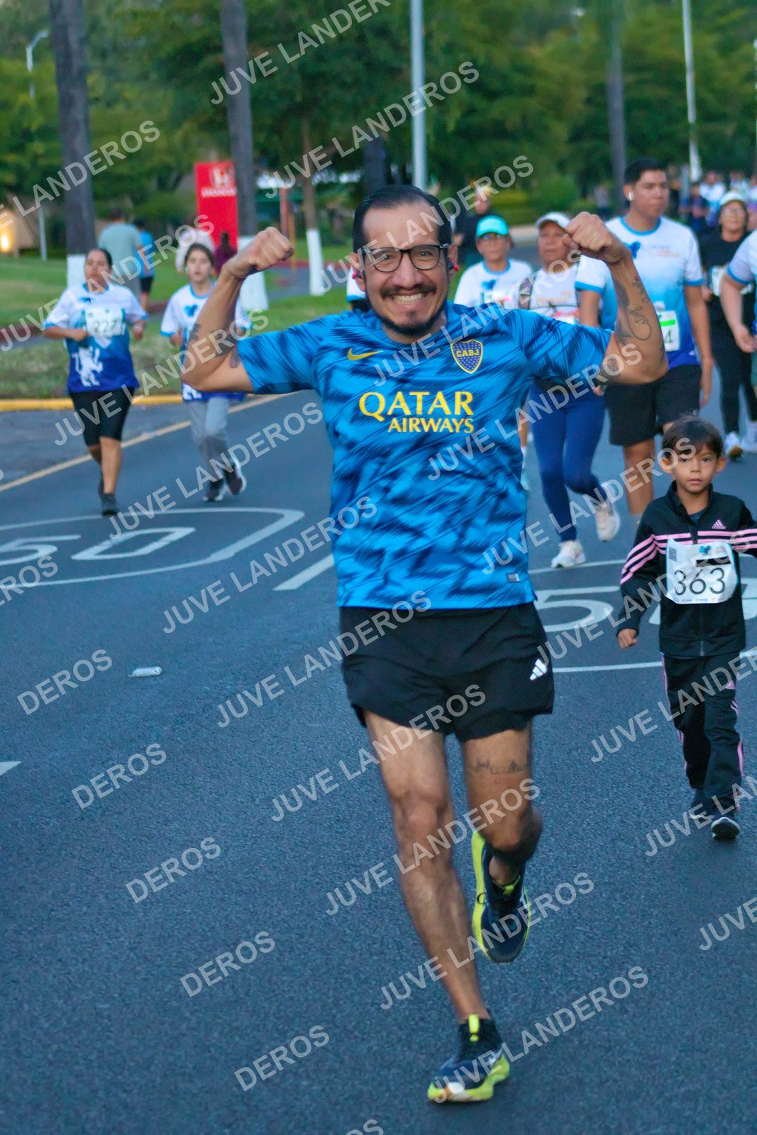 Foto del SERIAL DE CARRERAS DE GUADALAJARA — FECHA AV. NORMALISTAS en Vía RecreActiva Metropolitana, Av. Normalistas, Jardines Alcalde, Guadalajara a las 06:43 · dorsal 363, 4, 0