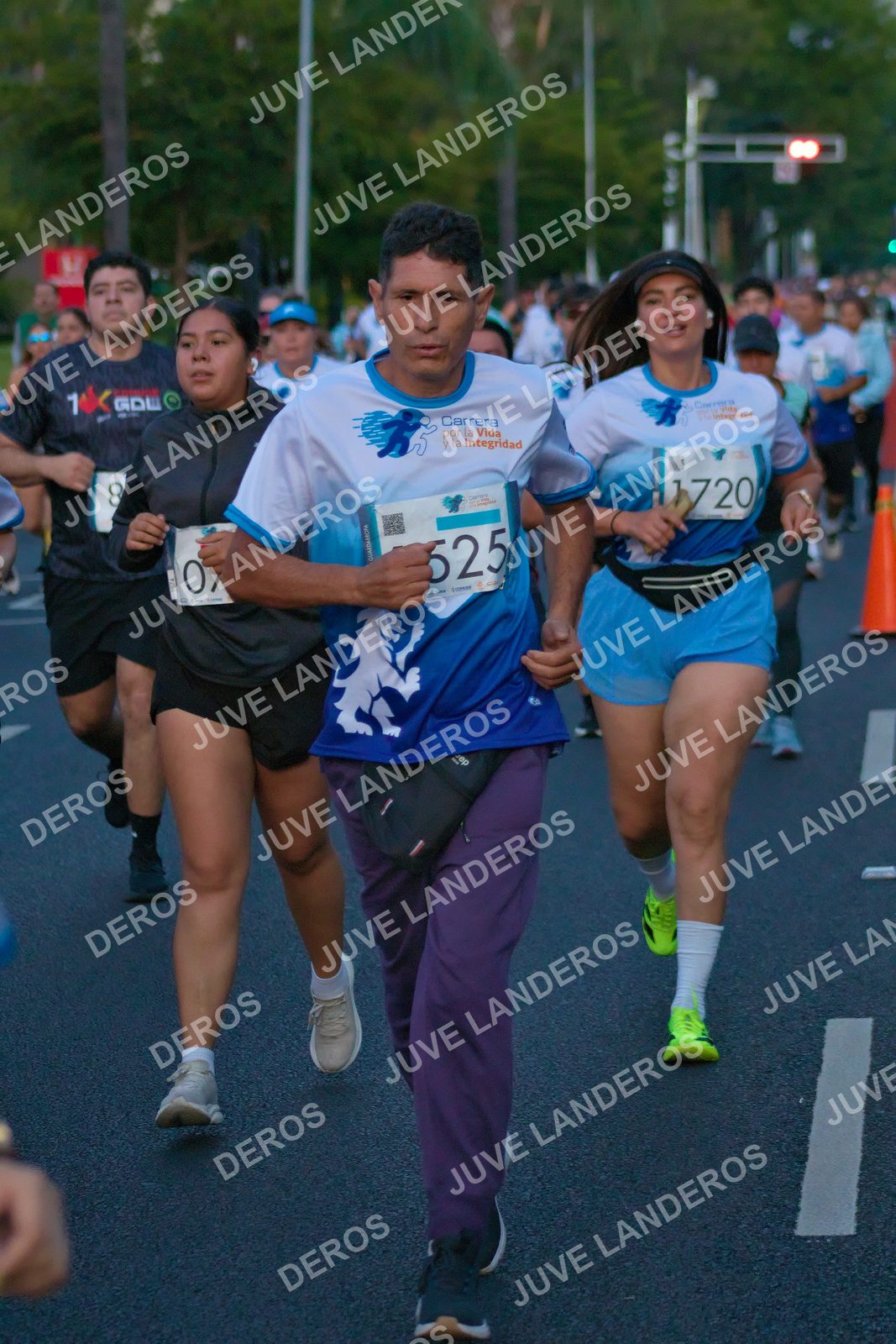 Foto del SERIAL DE CARRERAS DE GUADALAJARA — FECHA AV. NORMALISTAS en Vía RecreActiva Metropolitana, Av. Normalistas, Jardines Alcalde, Guadalajara a las 06:38 · dorsal 1720, 8, 1