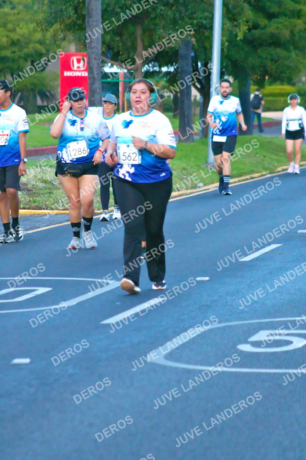 Foto del SERIAL DE CARRERAS DE GUADALAJARA — FECHA AV. NORMALISTAS en Vía RecreActiva Metropolitana, Av. Normalistas, Jardines Alcalde, Guadalajara a las 06:42 · dorsal 1286, 6, 562