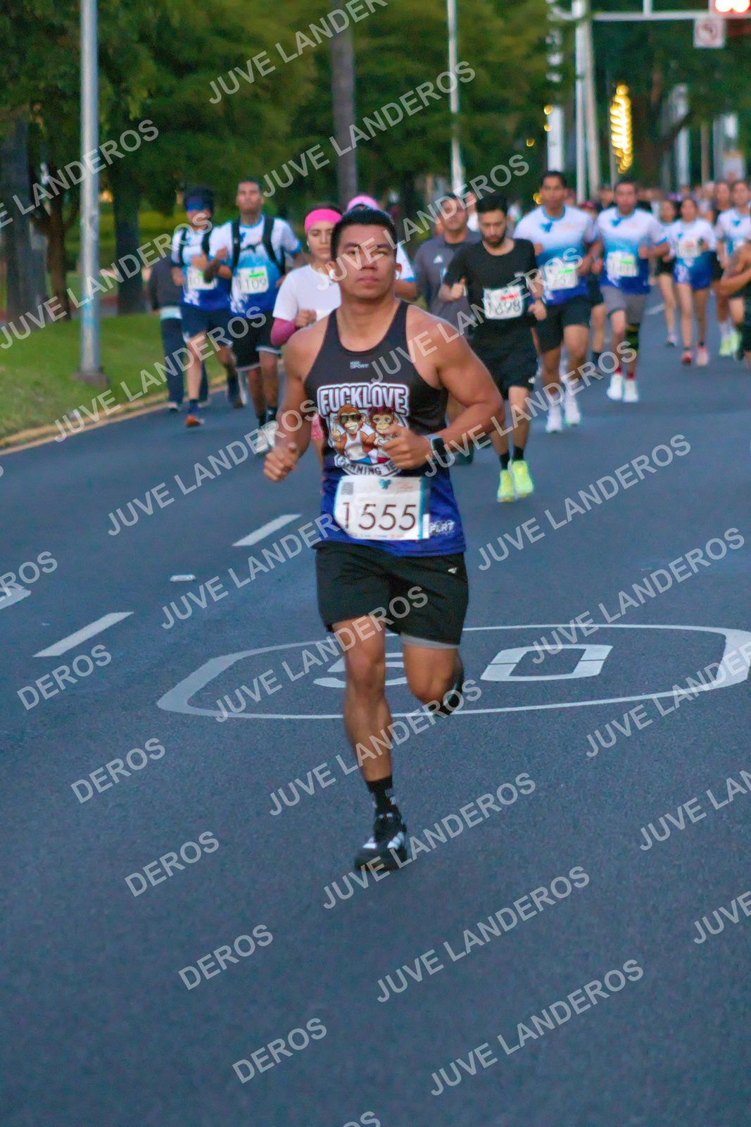 Foto del SERIAL DE CARRERAS DE GUADALAJARA — FECHA AV. NORMALISTAS en Vía RecreActiva Metropolitana, Av. Normalistas, Jardines Alcalde, Guadalajara a las 06:36 · dorsal 1555, 1698, 109
