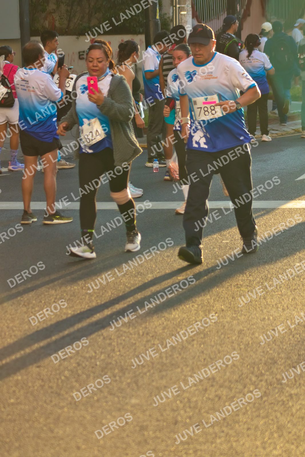 Foto del SERIAL DE CARRERAS DE GUADALAJARA — FECHA AV. NORMALISTAS en Vía RecreActiva Metropolitana, Av. Normalistas, Jardines Alcalde, Guadalajara a las 07:14 · dorsal 788, 824, 5