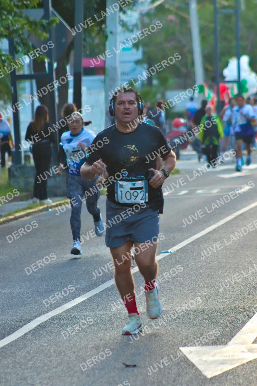 Foto del SERIAL DE CARRERAS DE GUADALAJARA — FECHA AV. NORMALISTAS en Vía RecreActiva Metropolitana, Av. Normalistas, Jardines Alcalde, Guadalajara a las 06:56 · dorsal 1092, 503, 50