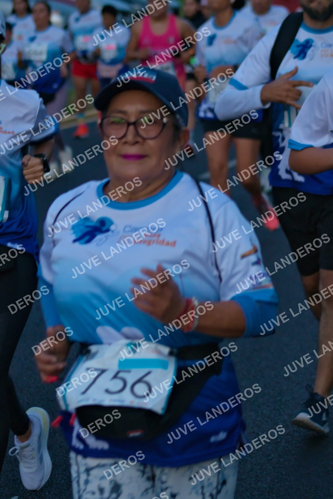Foto del SERIAL DE CARRERAS DE GUADALAJARA — FECHA AV. NORMALISTAS en Vía RecreActiva Metropolitana, Av. Normalistas, Jardines Alcalde, Guadalajara a las 06:40 · dorsal 756