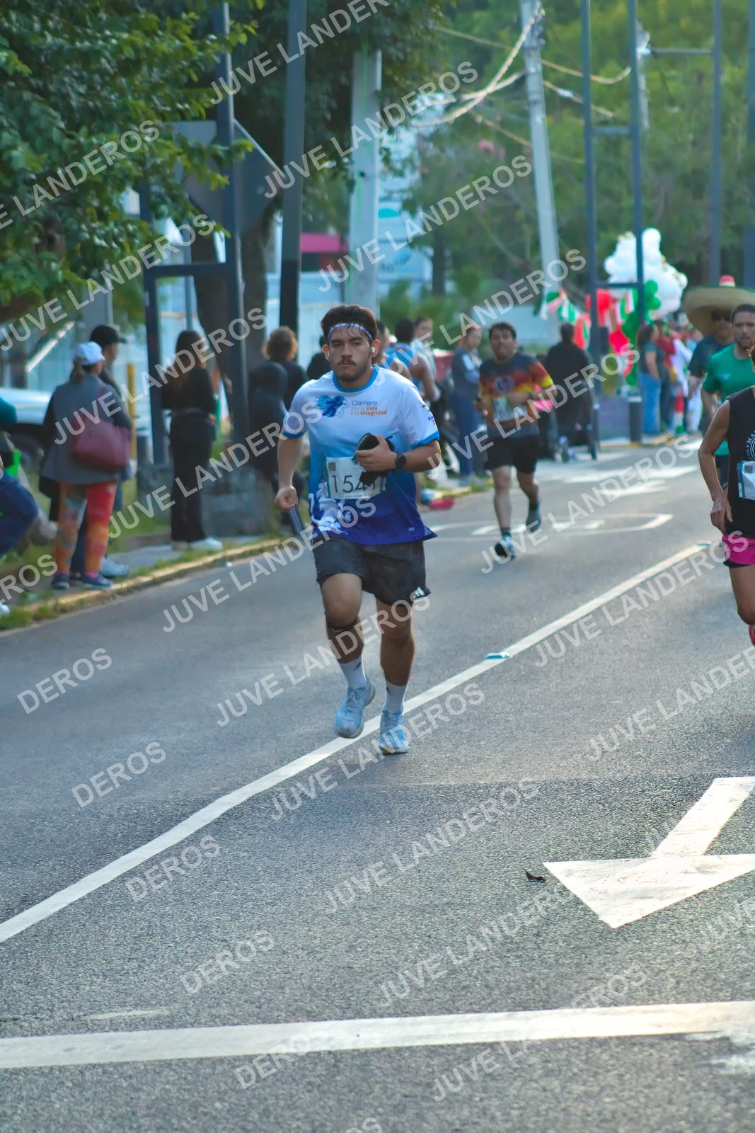 Foto del SERIAL DE CARRERAS DE GUADALAJARA — FECHA AV. NORMALISTAS en Vía RecreActiva Metropolitana, Av. Normalistas, Jardines Alcalde, Guadalajara a las 06:55 · dorsal 154